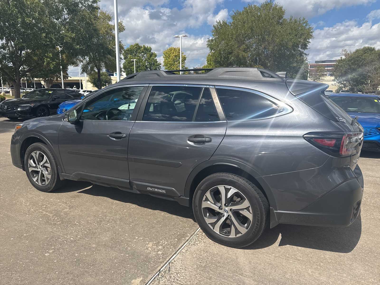 Thumbnail: 2022 Subaru Outback - 3