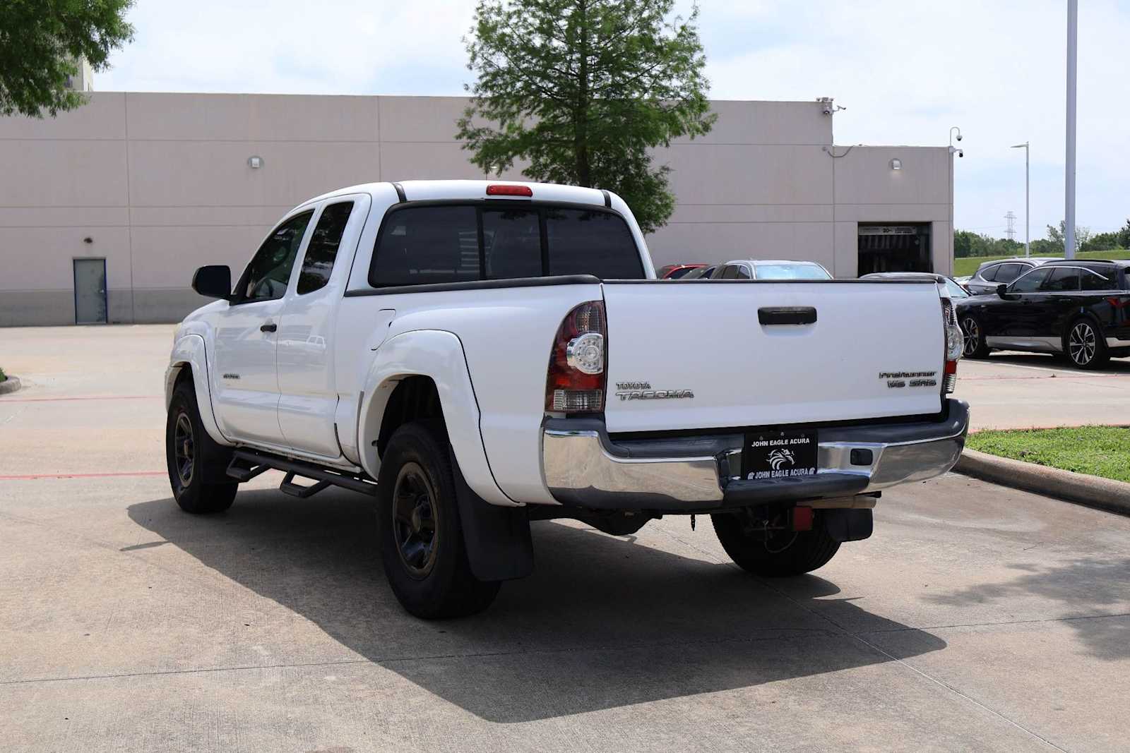 Thumbnail: 2013 Toyota Tacoma - 4