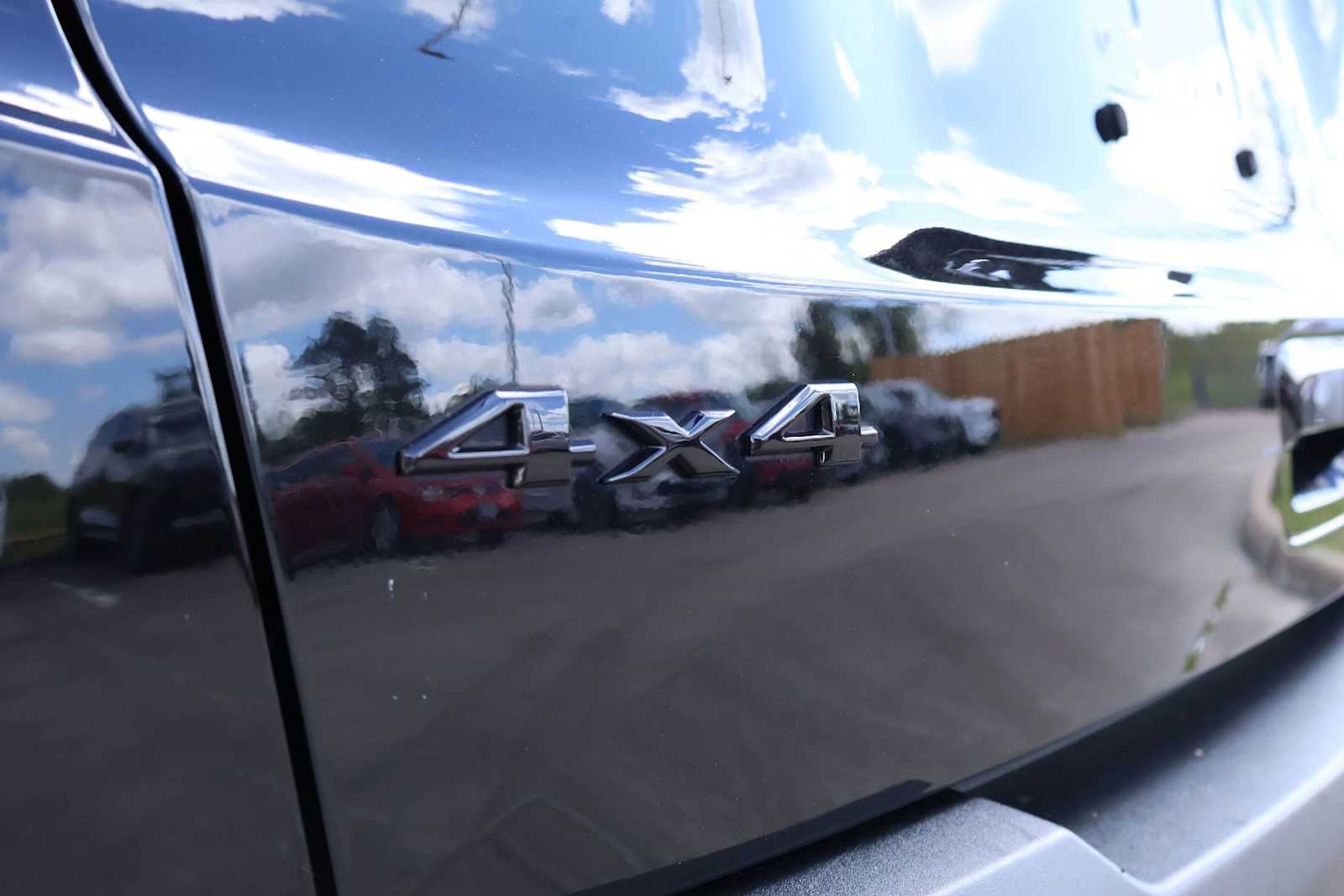 Thumbnail: 2018 Jeep Renegade - 7