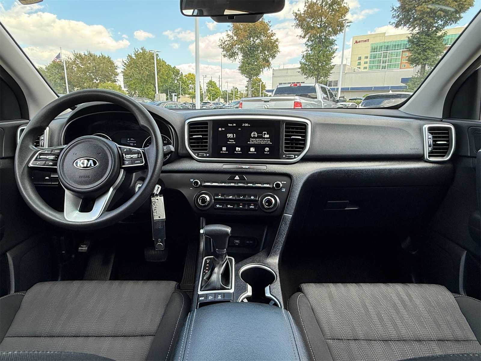 Thumbnail: 2022 Kia Sportage - 10