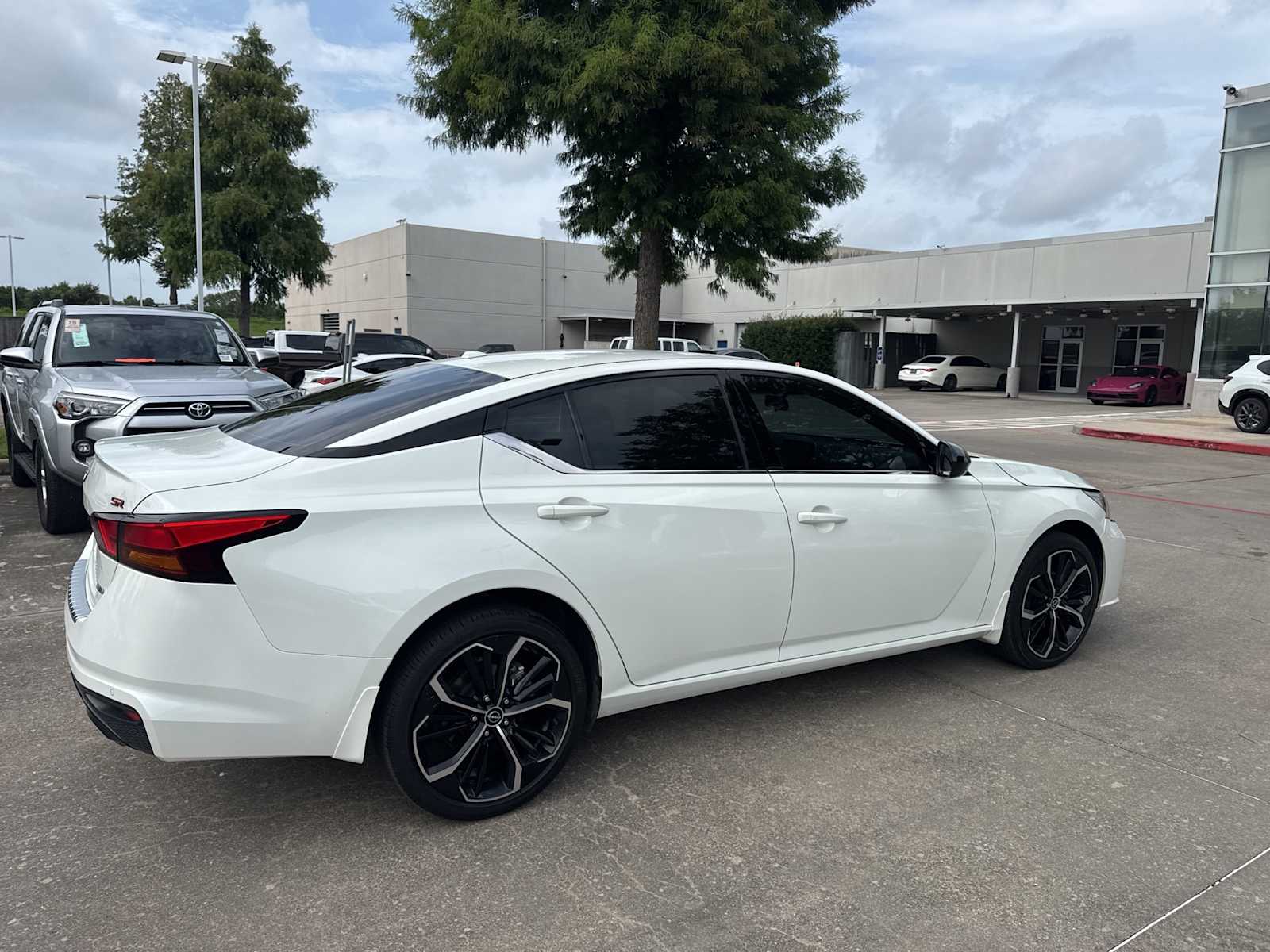 Thumbnail: 2023 Nissan Altima - 5