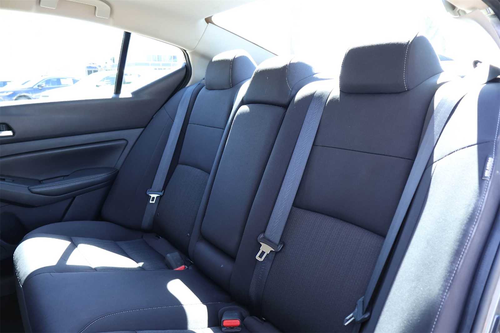 Thumbnail: 2020 Nissan Altima - 13