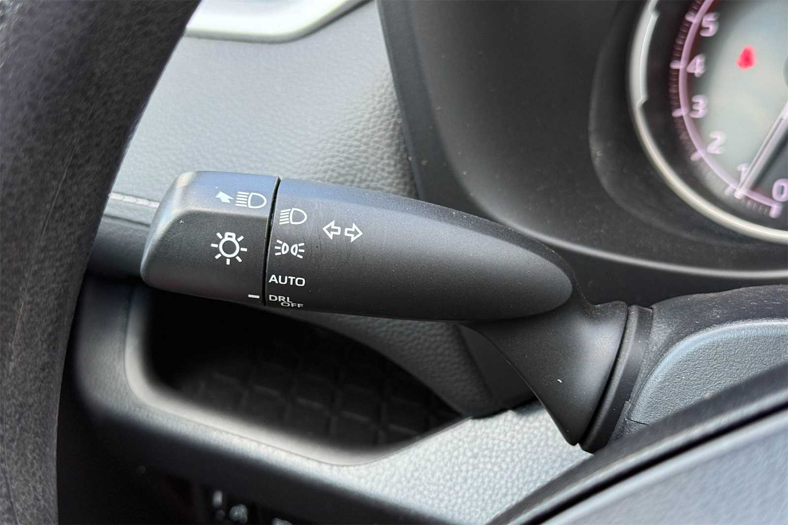 Thumbnail: 2024 Toyota RAV4 - 27