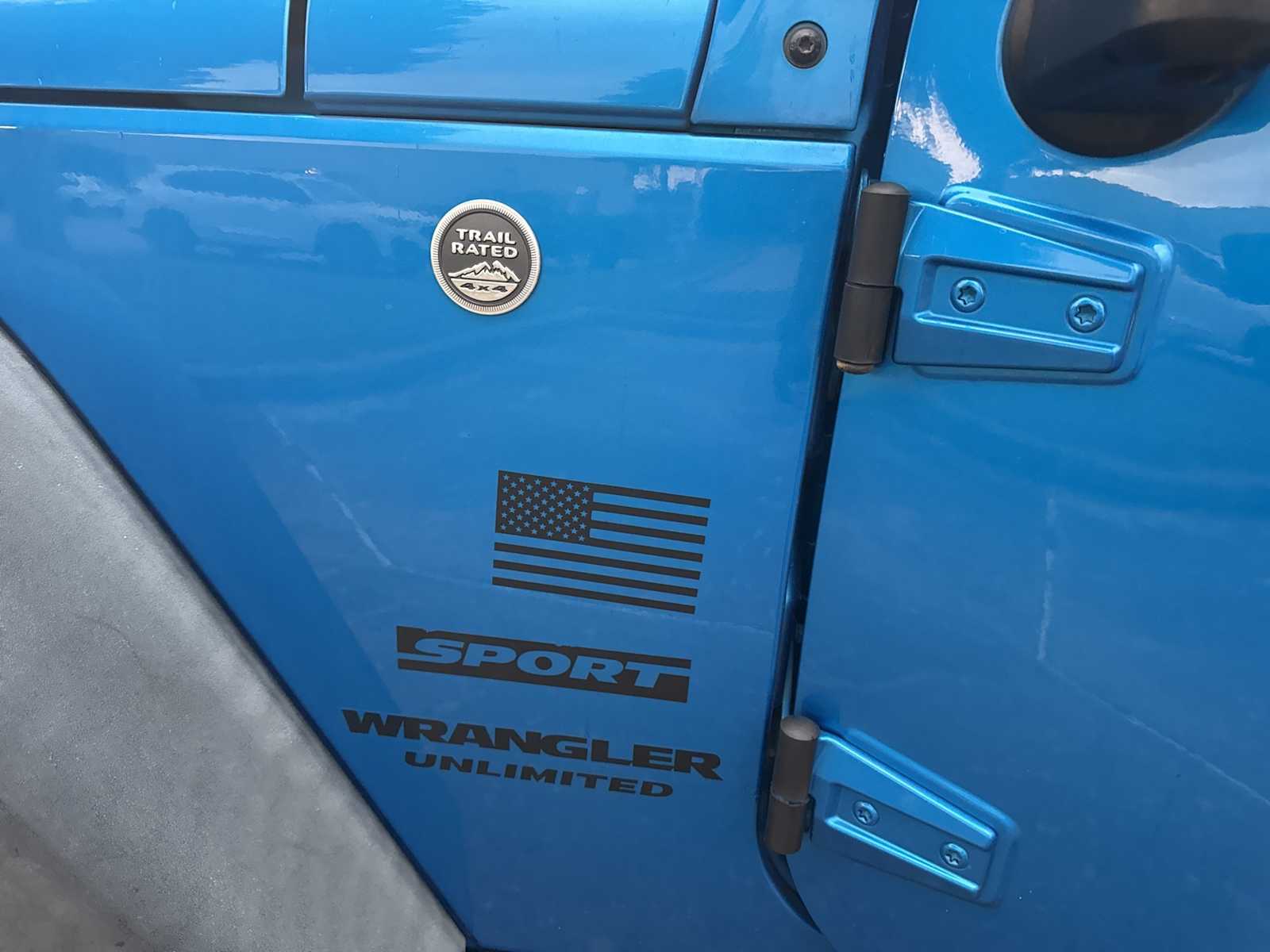 Thumbnail: 2016 Jeep Wrangler - 10