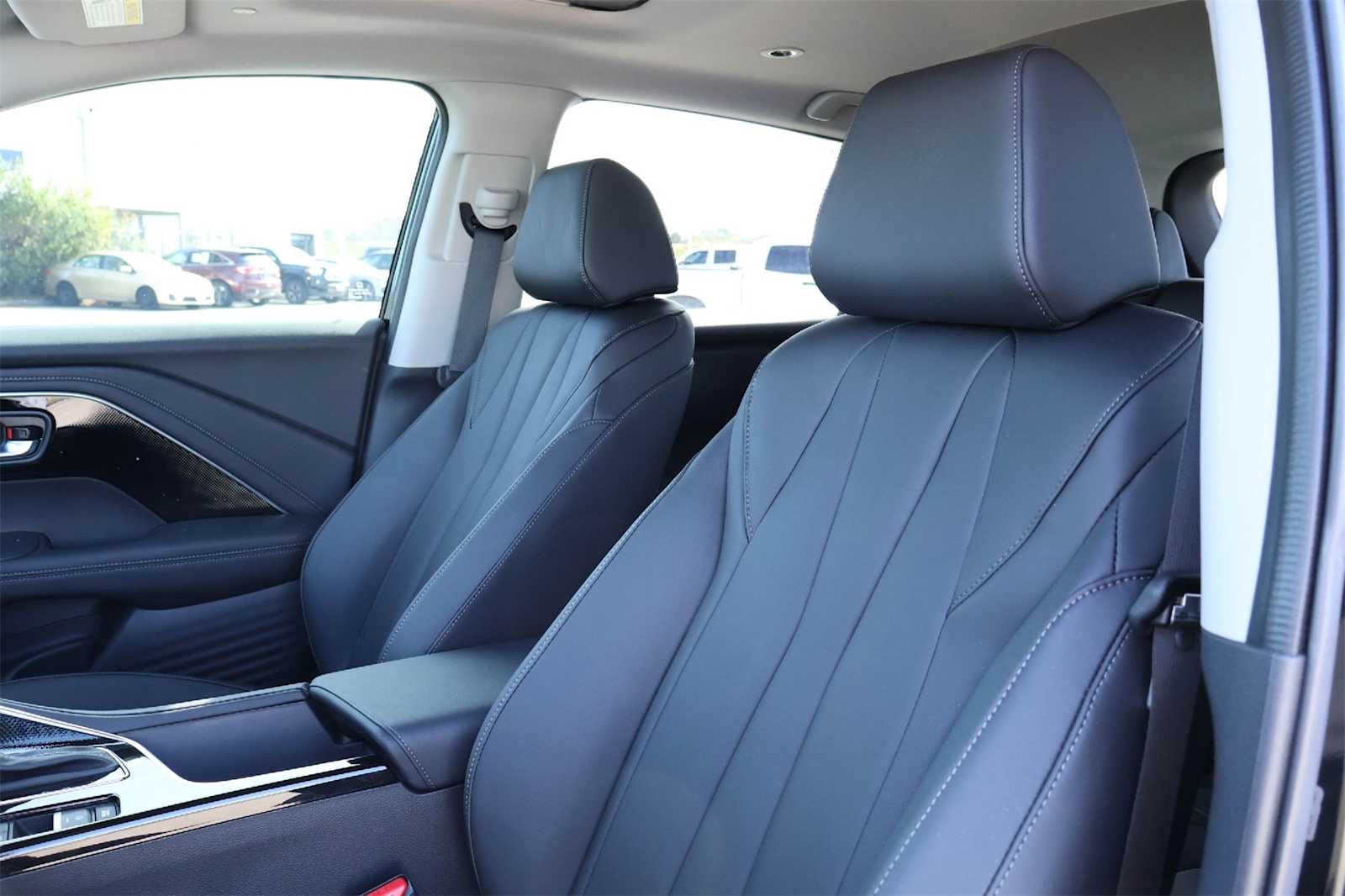 Thumbnail: 2025 Acura ADX - 11