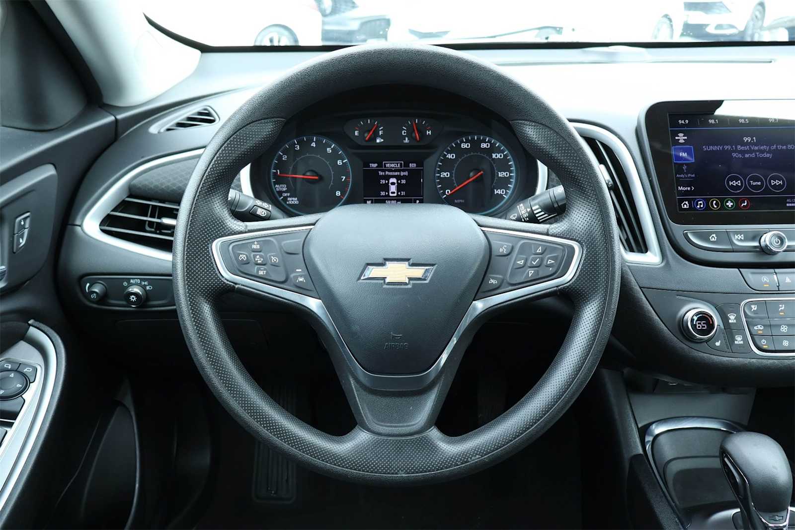 Thumbnail: 2023 Chevrolet Malibu - 15