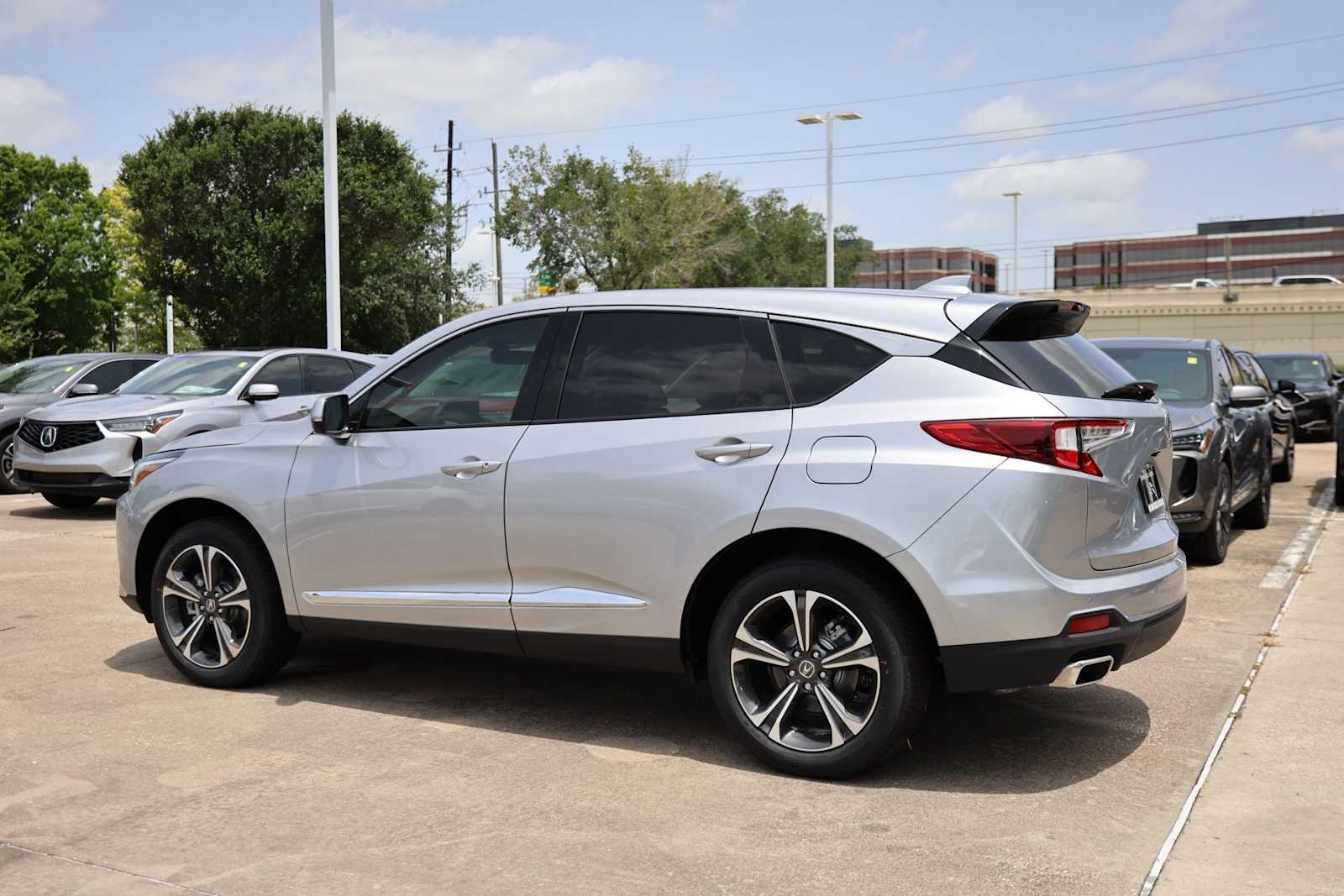 Thumbnail: 2026 Acura RDX - 4