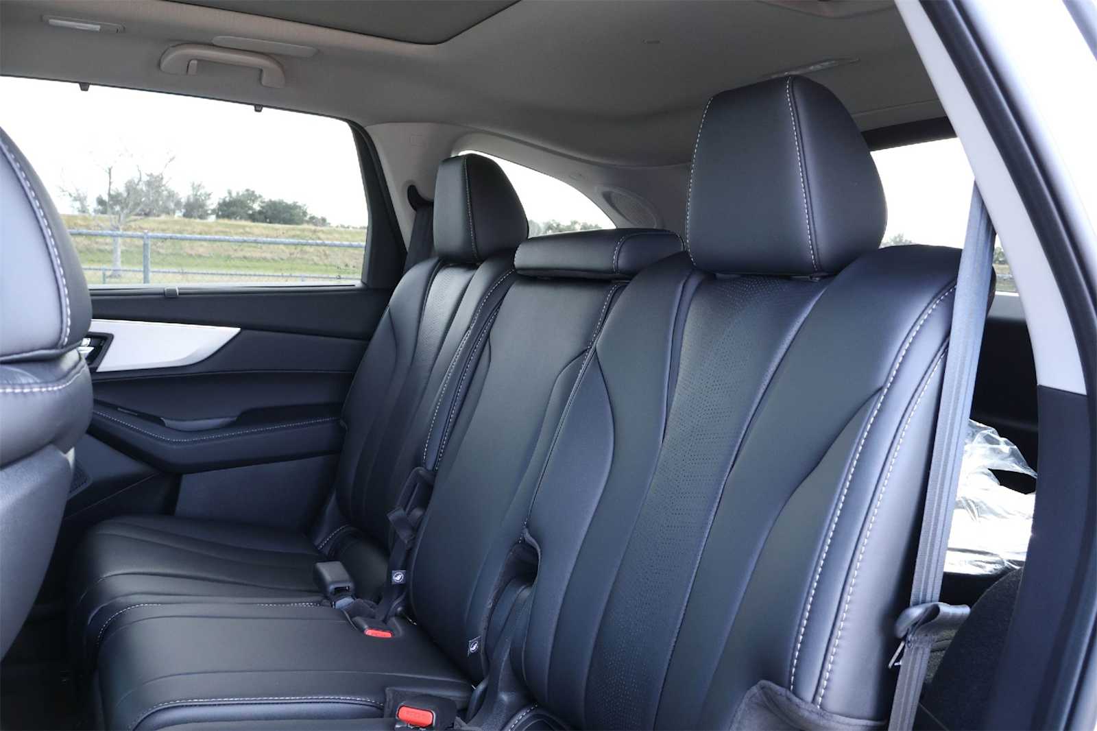 Thumbnail: 2026 Acura MDX - 13