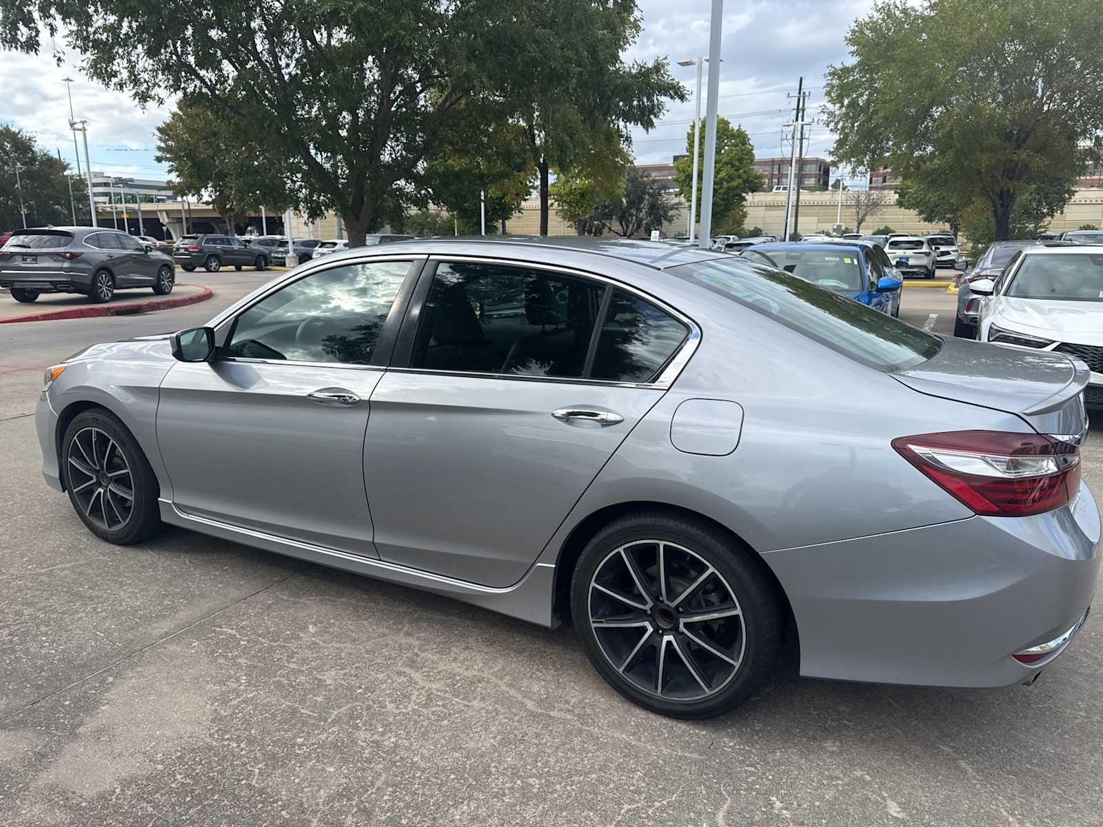 Thumbnail: 2017 Honda Accord - 3