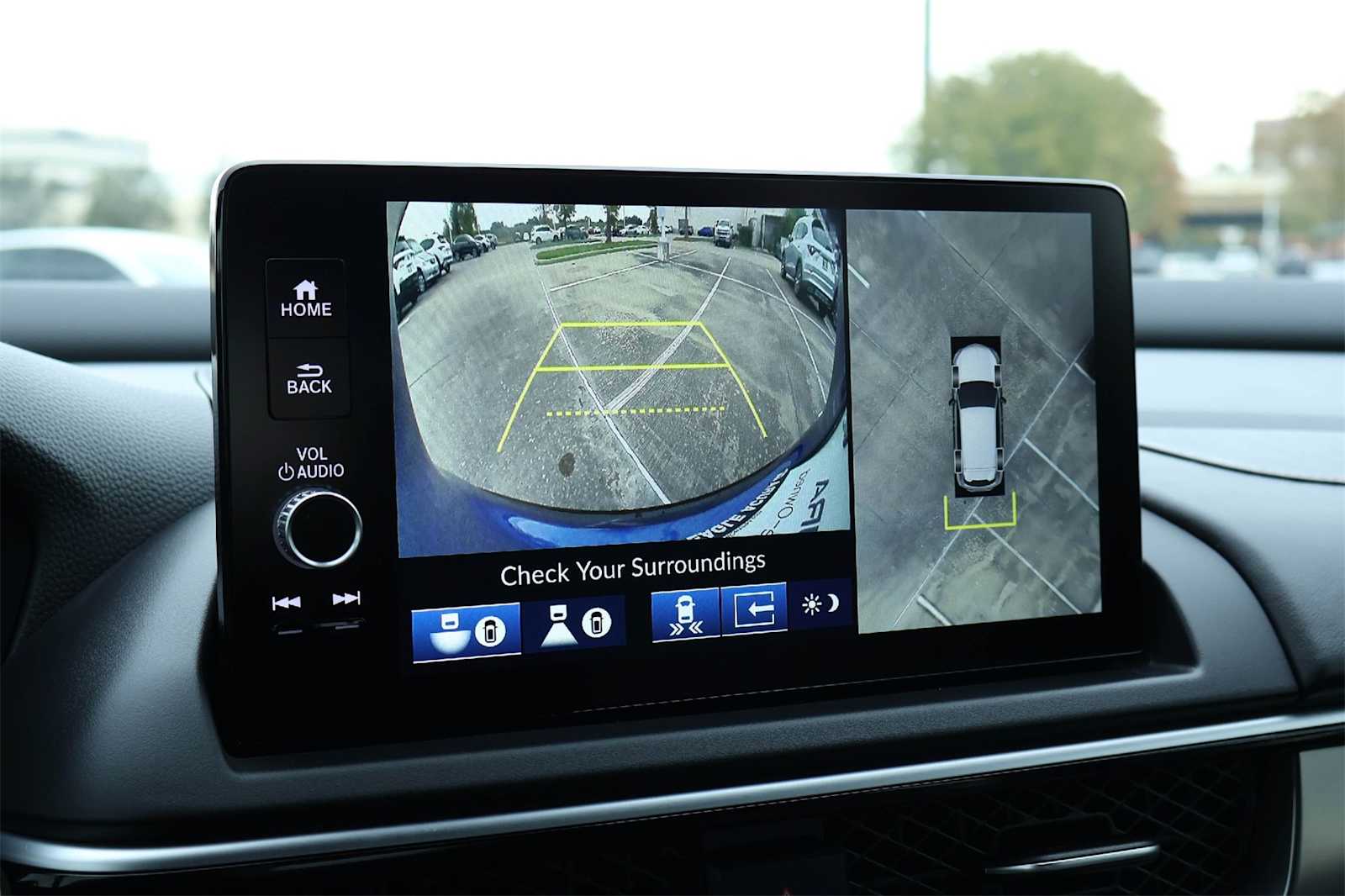 Thumbnail: 2025 Acura ADX - 27