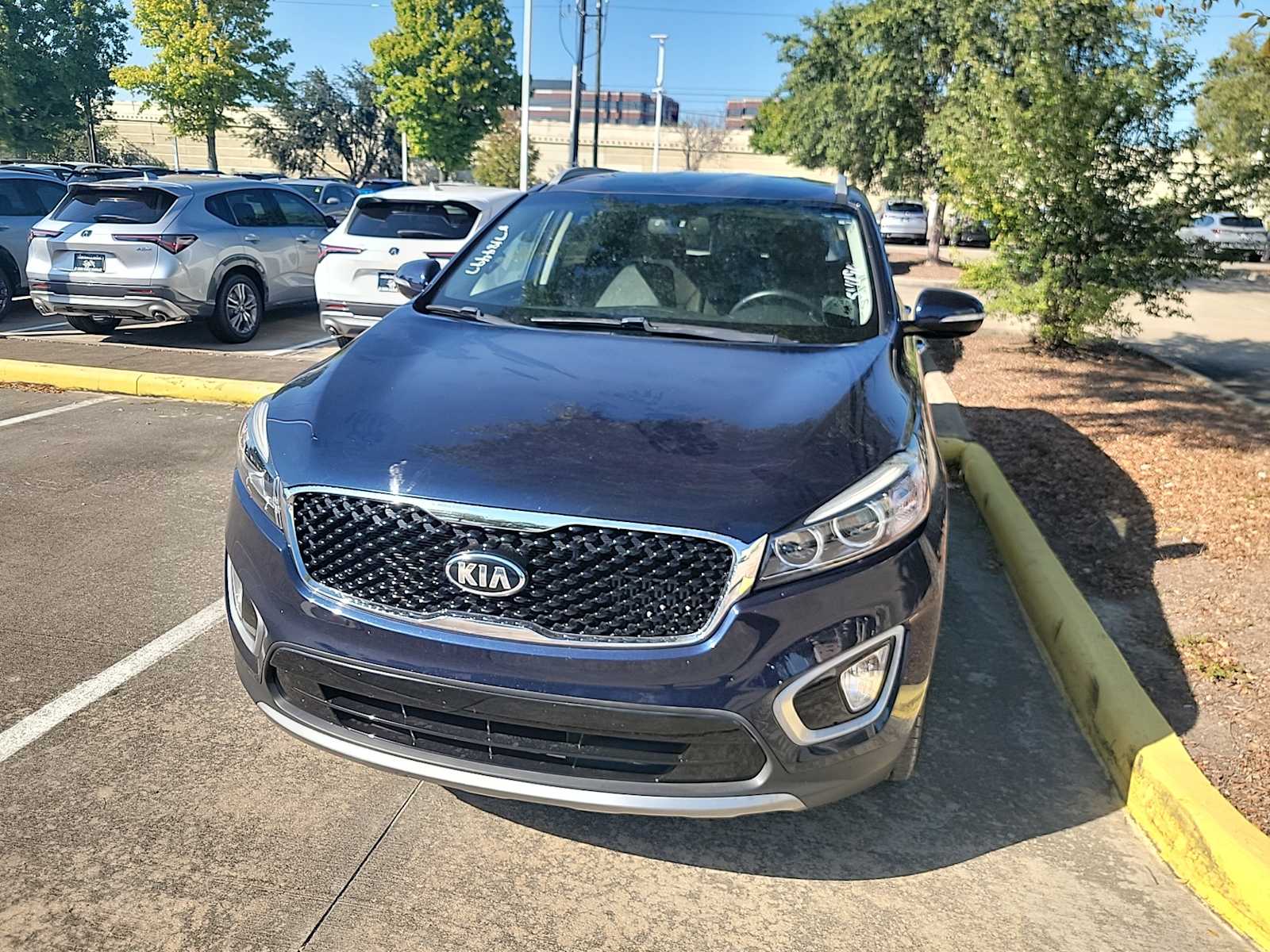 Thumbnail: 2018 Kia Sorento - 2