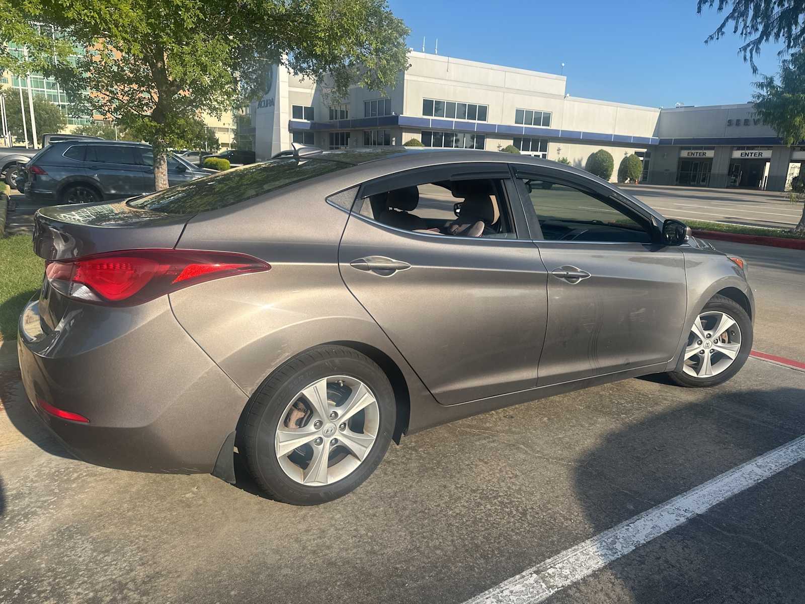 Thumbnail: 2016 Hyundai Elantra - 3
