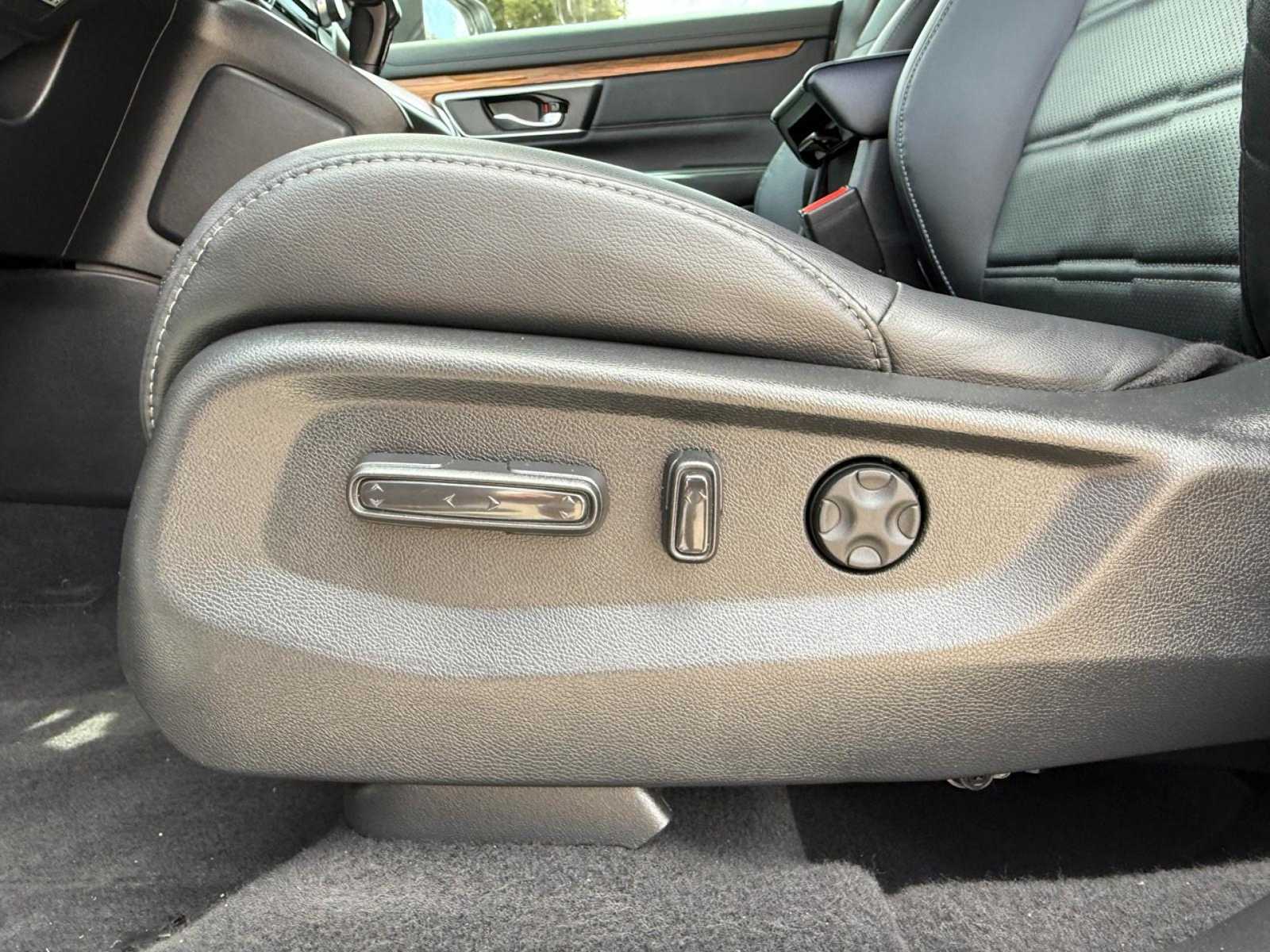 Thumbnail: 2019 Honda CR-V - 24