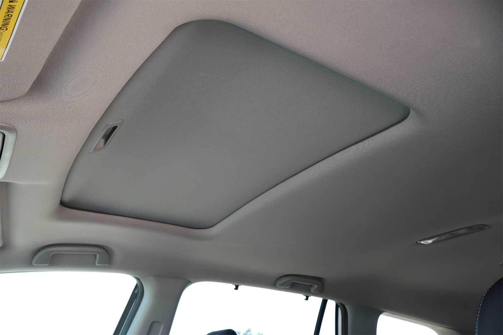 Thumbnail: 2022 Honda Pilot - 28