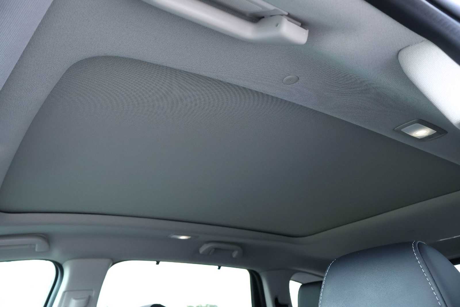 Thumbnail: 2023 Acura MDX - 28