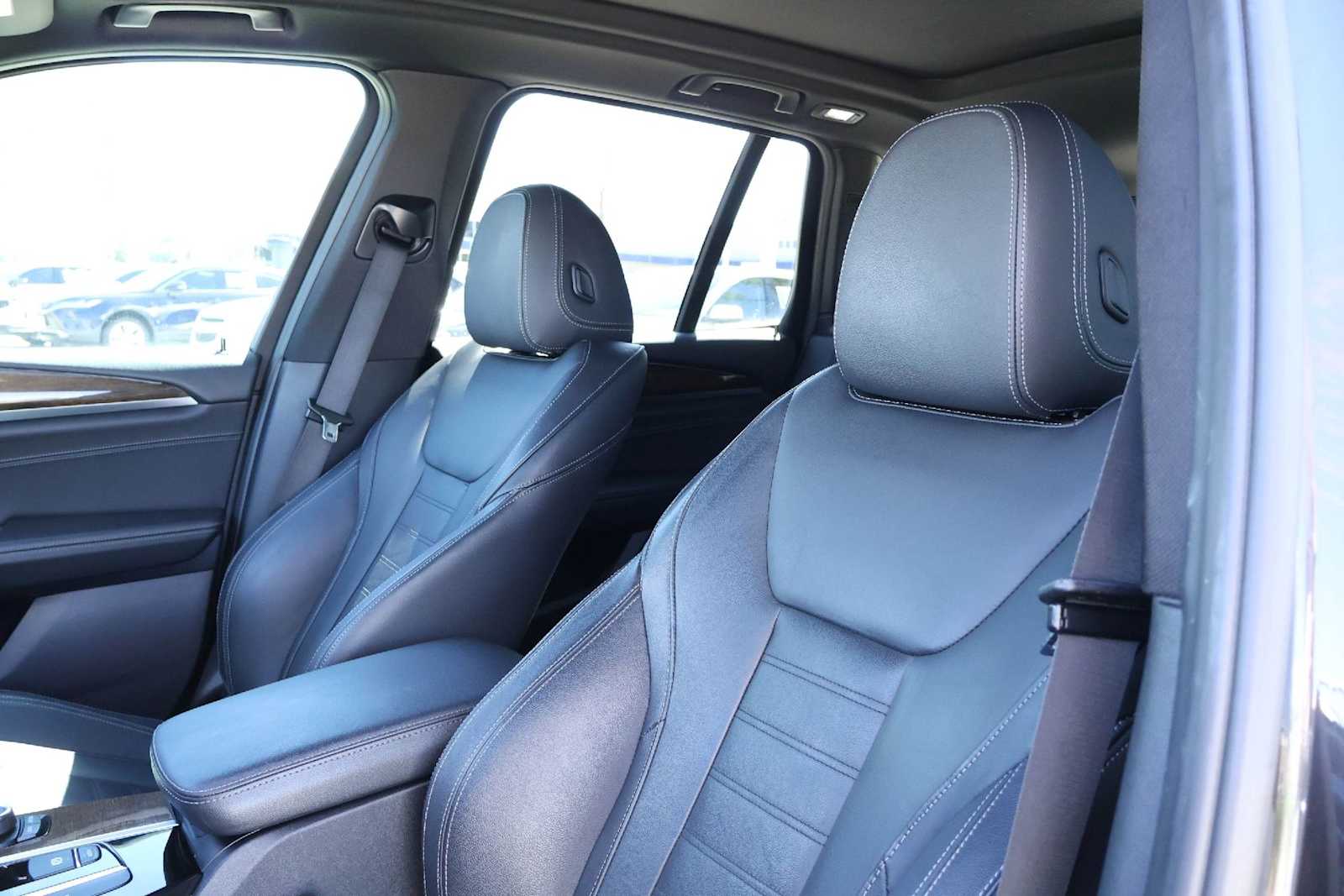 Thumbnail: 2019 BMW X3 - 11