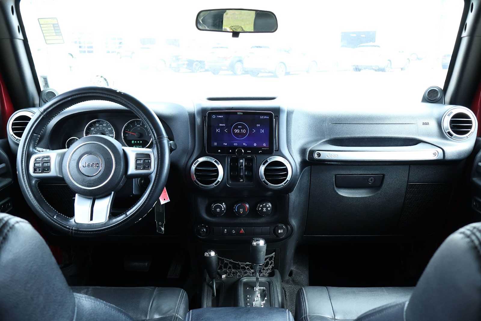 Thumbnail: 2012 Jeep Wrangler - 10