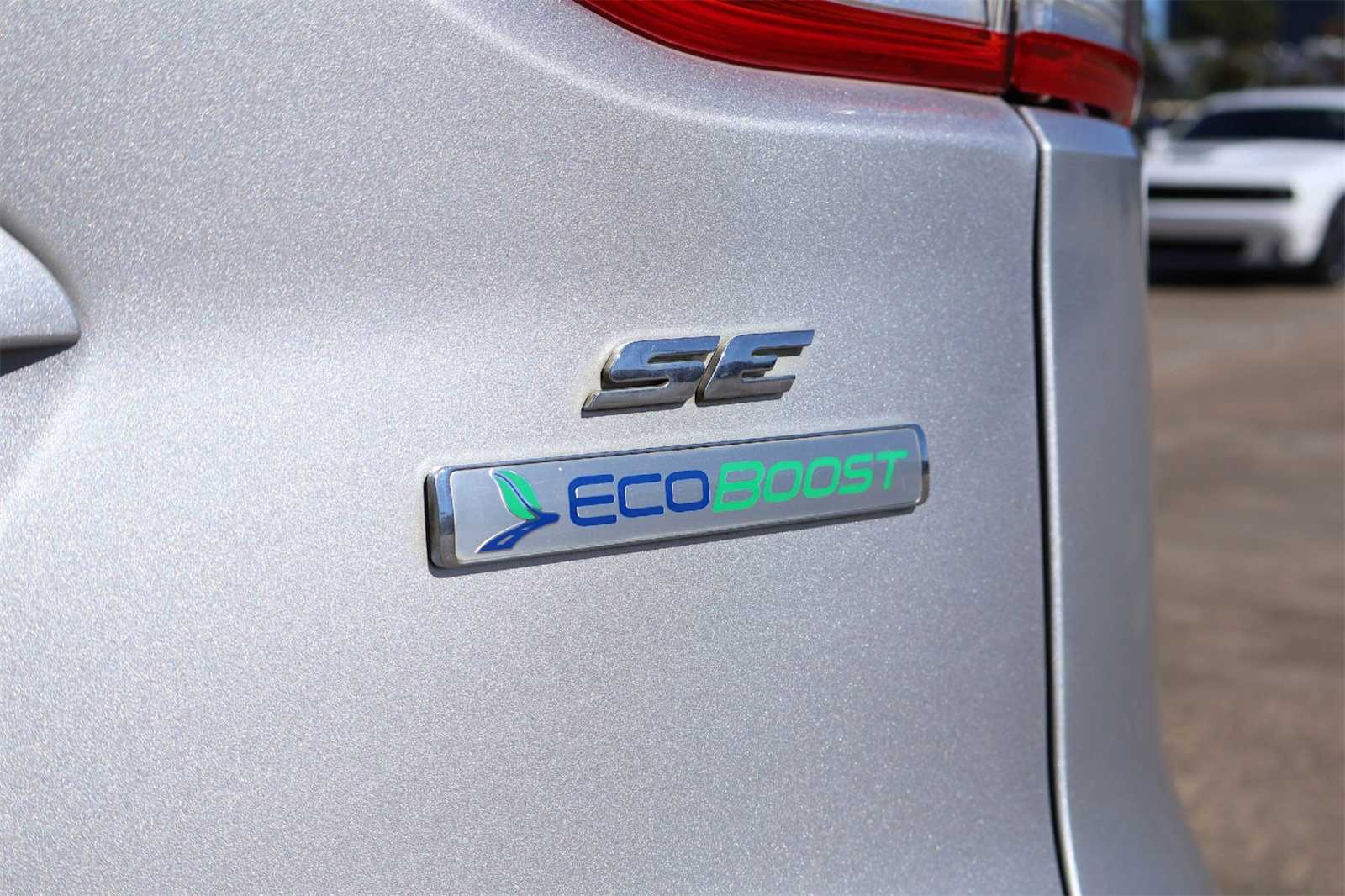 Thumbnail: 2015 Ford Escape - 7