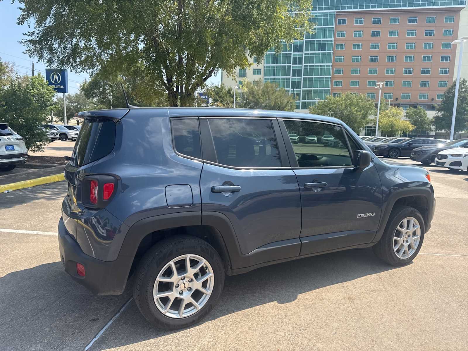 Thumbnail: 2023 Jeep Renegade - 5