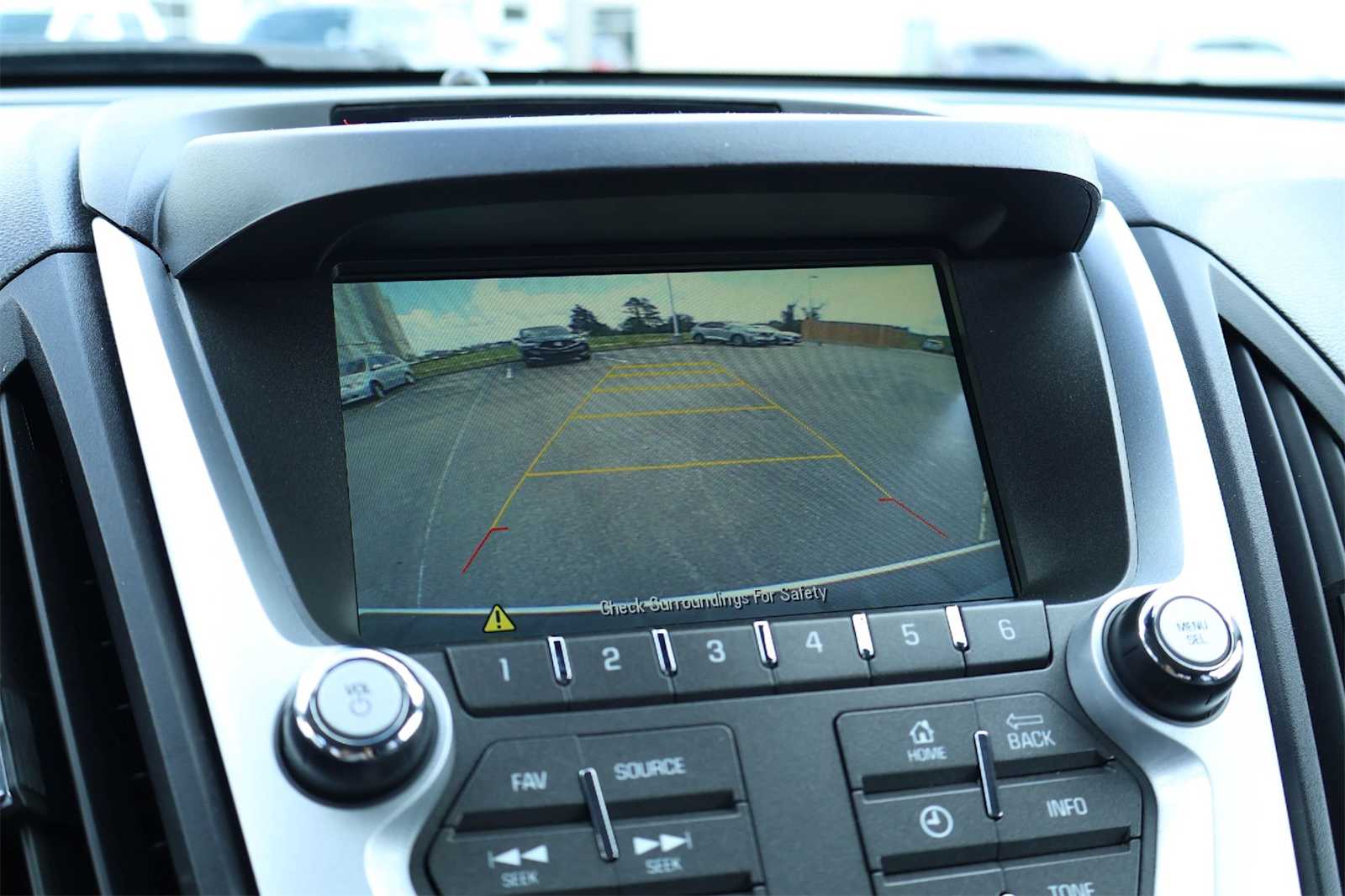 Thumbnail: 2015 Chevrolet Equinox - 29