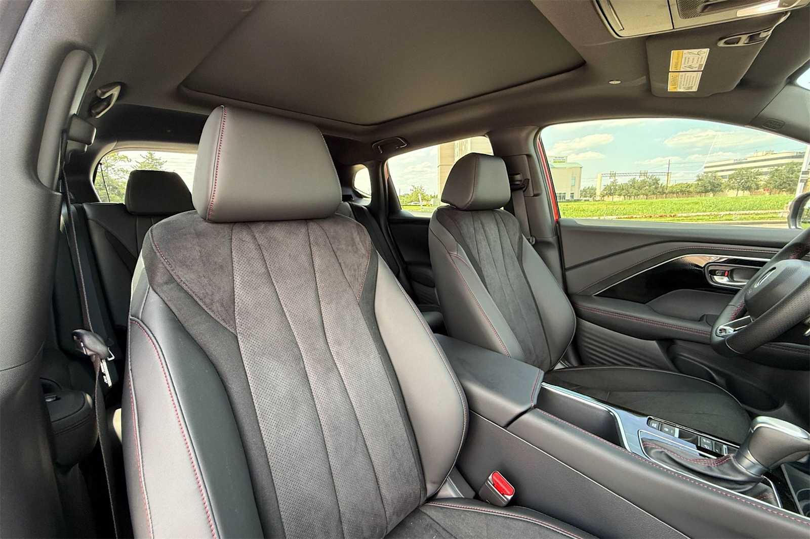 Thumbnail: 2025 Acura ADX - 14