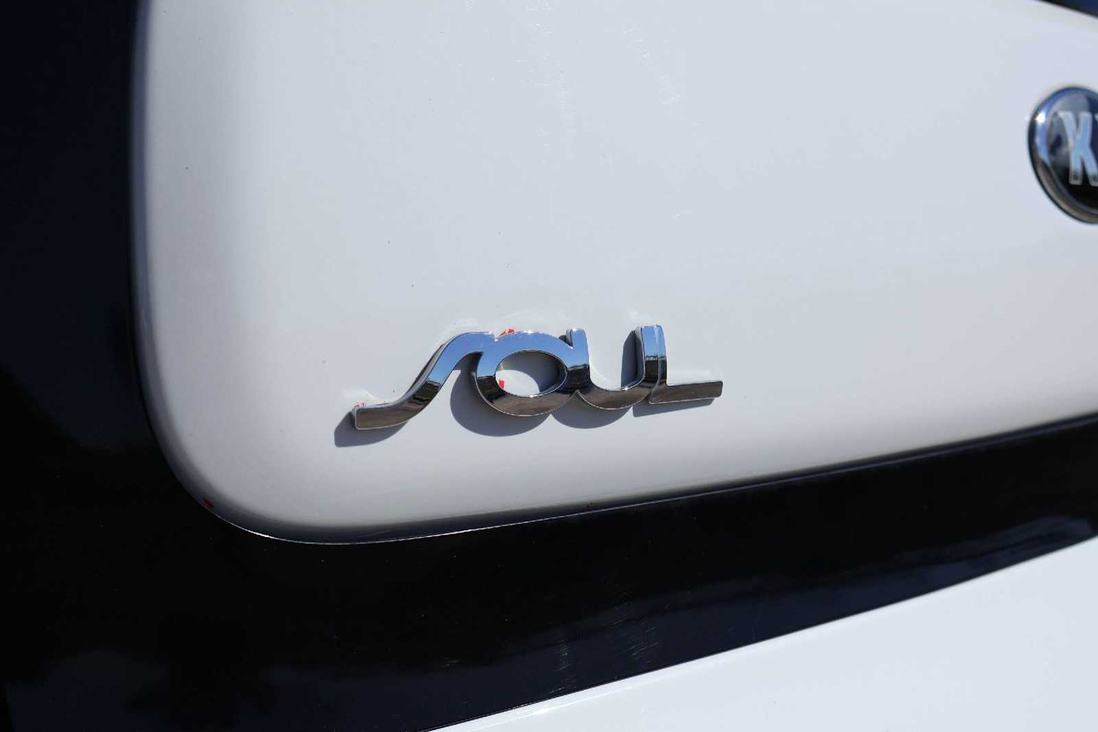 Thumbnail: 2017 Kia Soul - 7