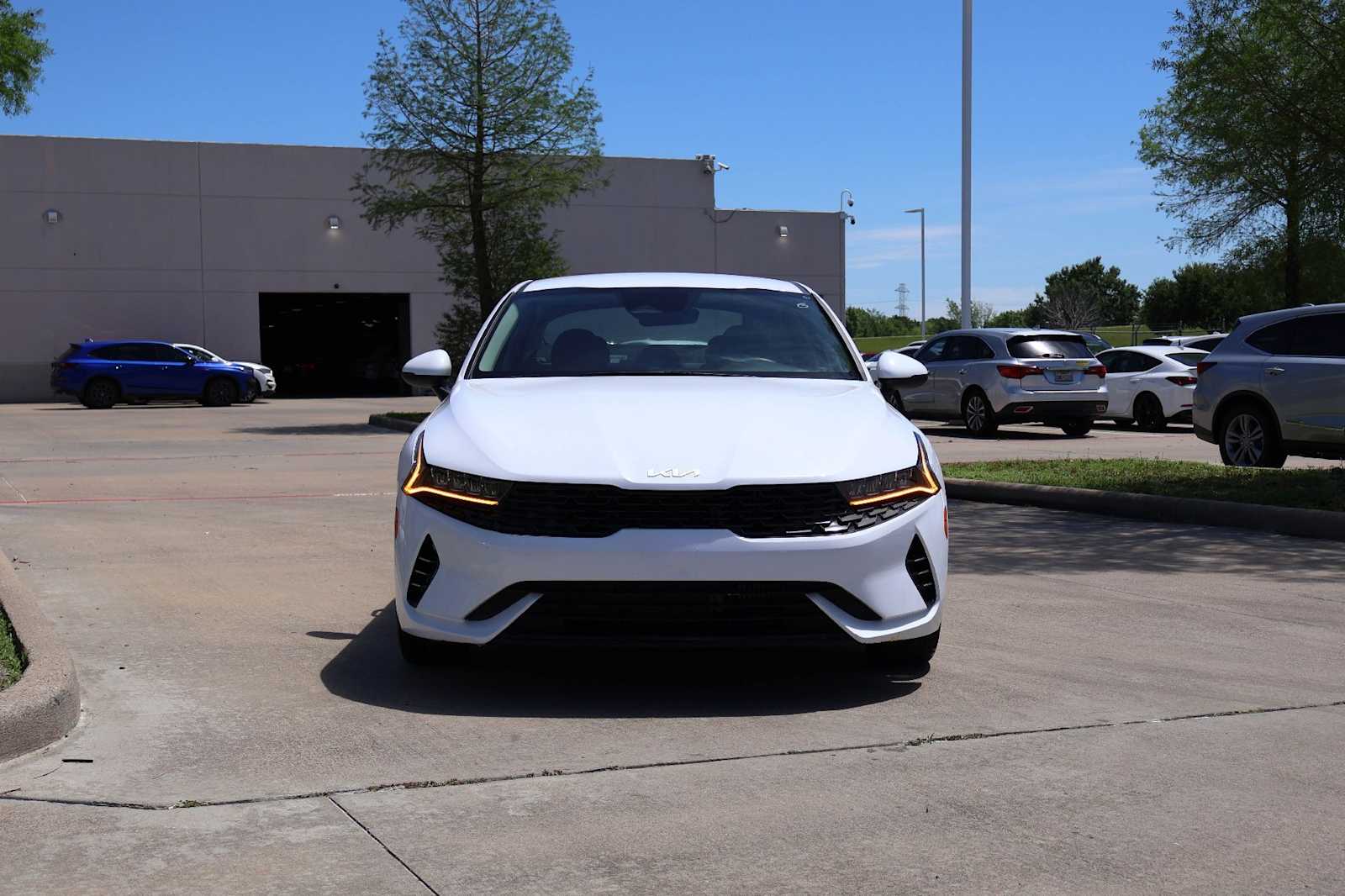 Thumbnail: 2023 Kia K5 - 6