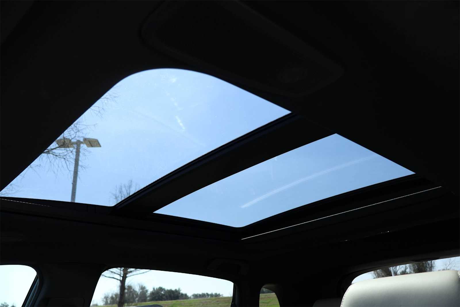 Thumbnail: 2025 Acura ADX - 29