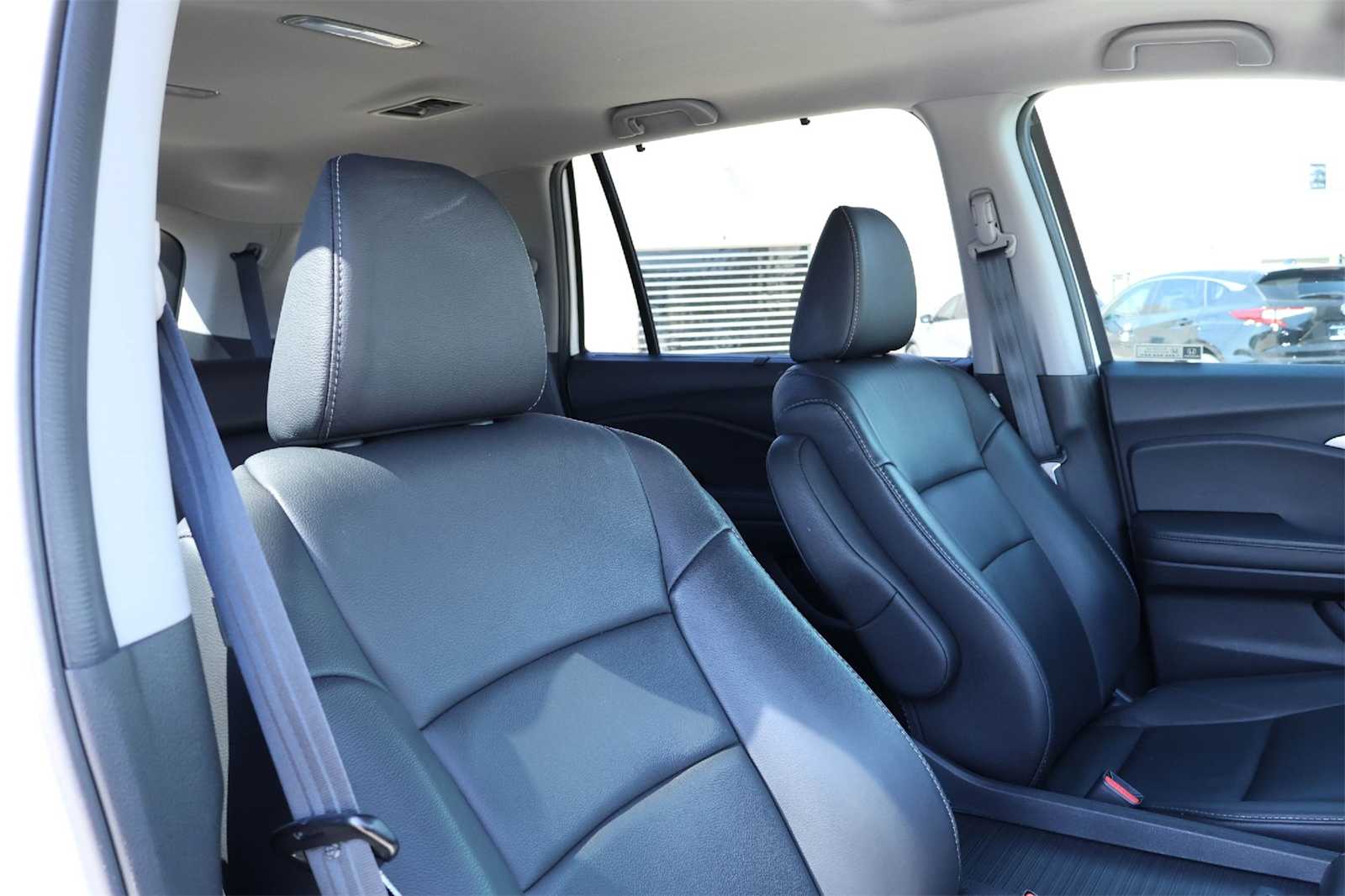 Thumbnail: 2022 Honda Pilot - 14