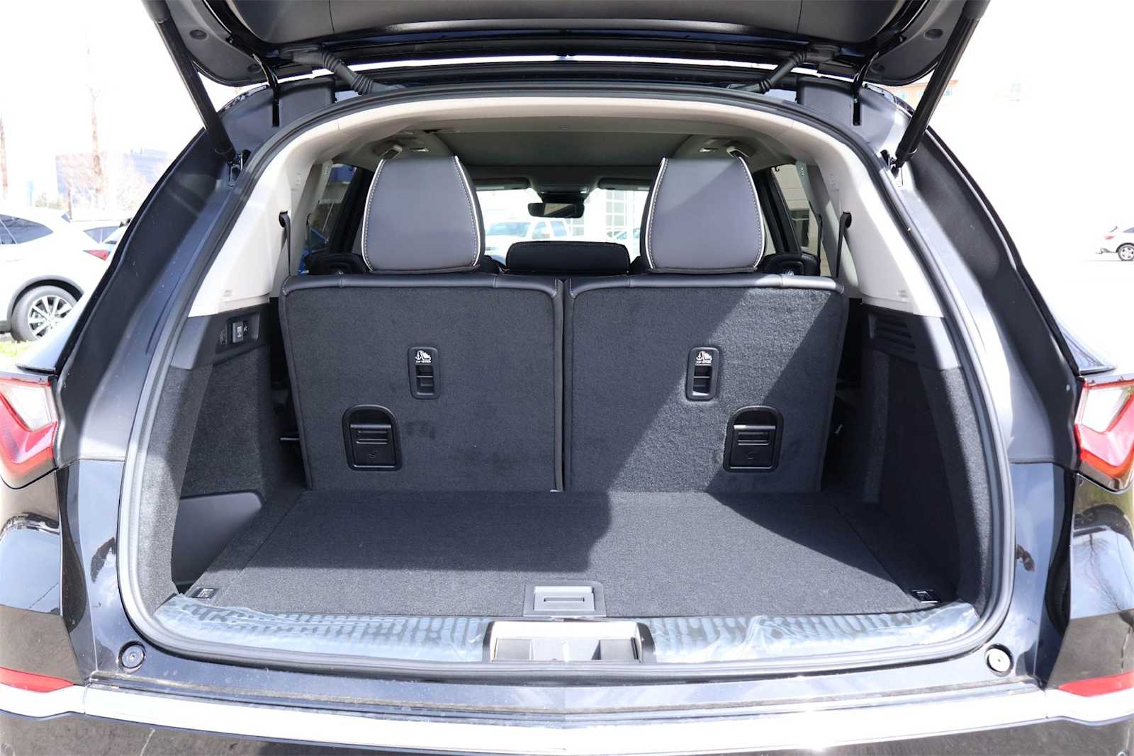 Thumbnail: 2026 Acura MDX - 19