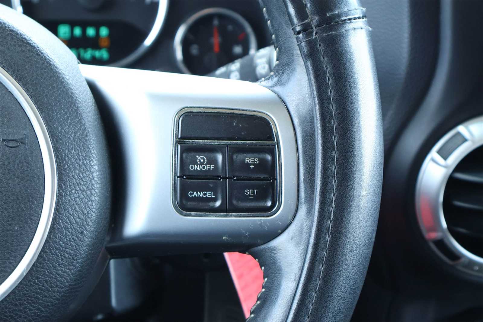 Thumbnail: 2012 Jeep Wrangler - 23