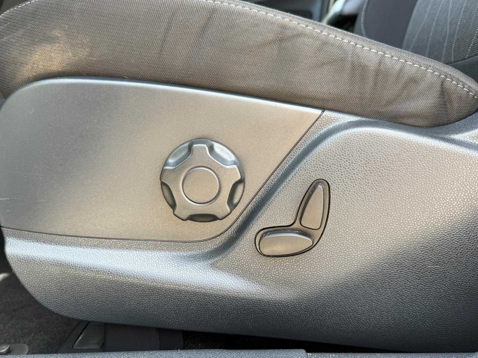 Thumbnail: 2019 Ford EcoSport - 24