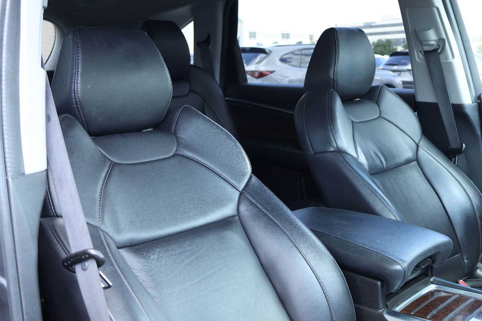Thumbnail: 2019 Acura MDX - 14