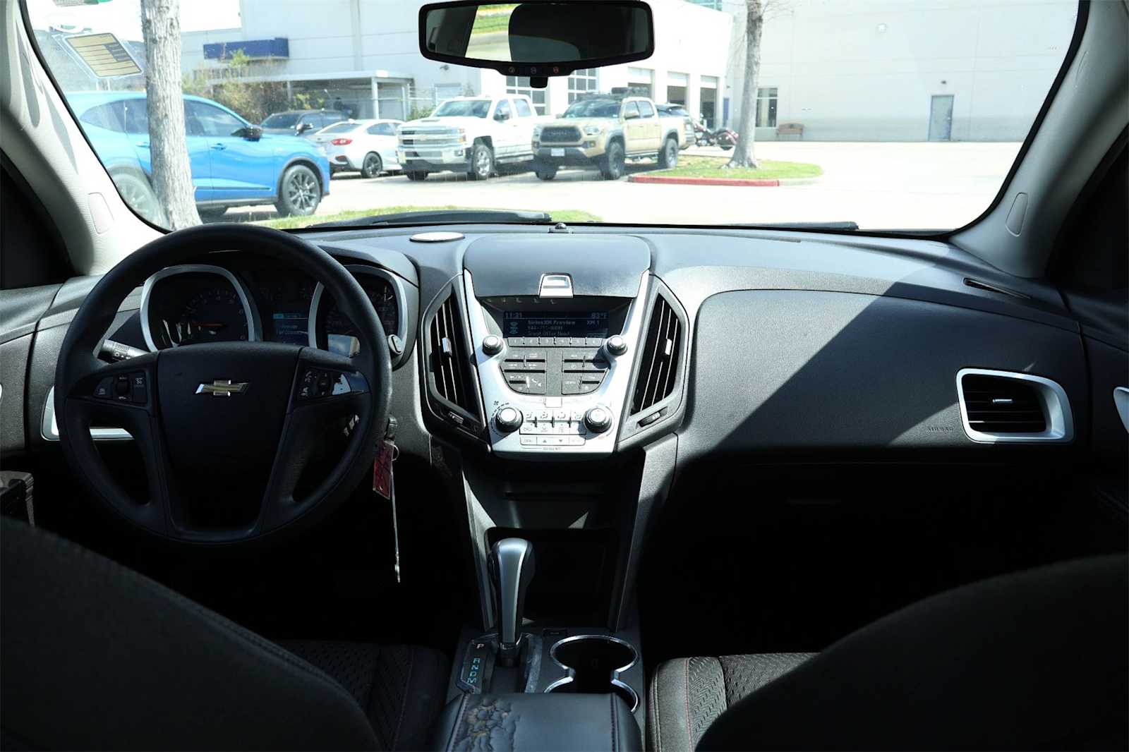 Thumbnail: 2015 Chevrolet Equinox - 10