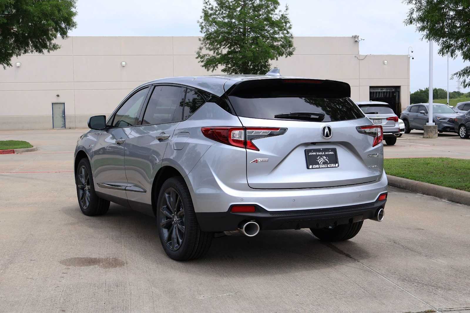 Thumbnail: 2026 Acura RDX - 4