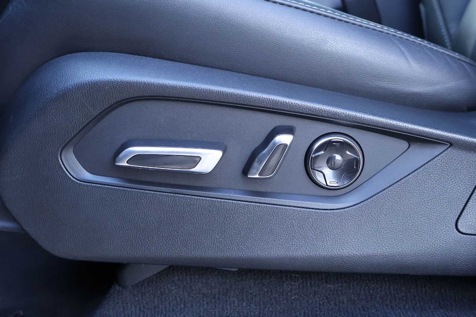 Thumbnail: 2023 Acura MDX - 24