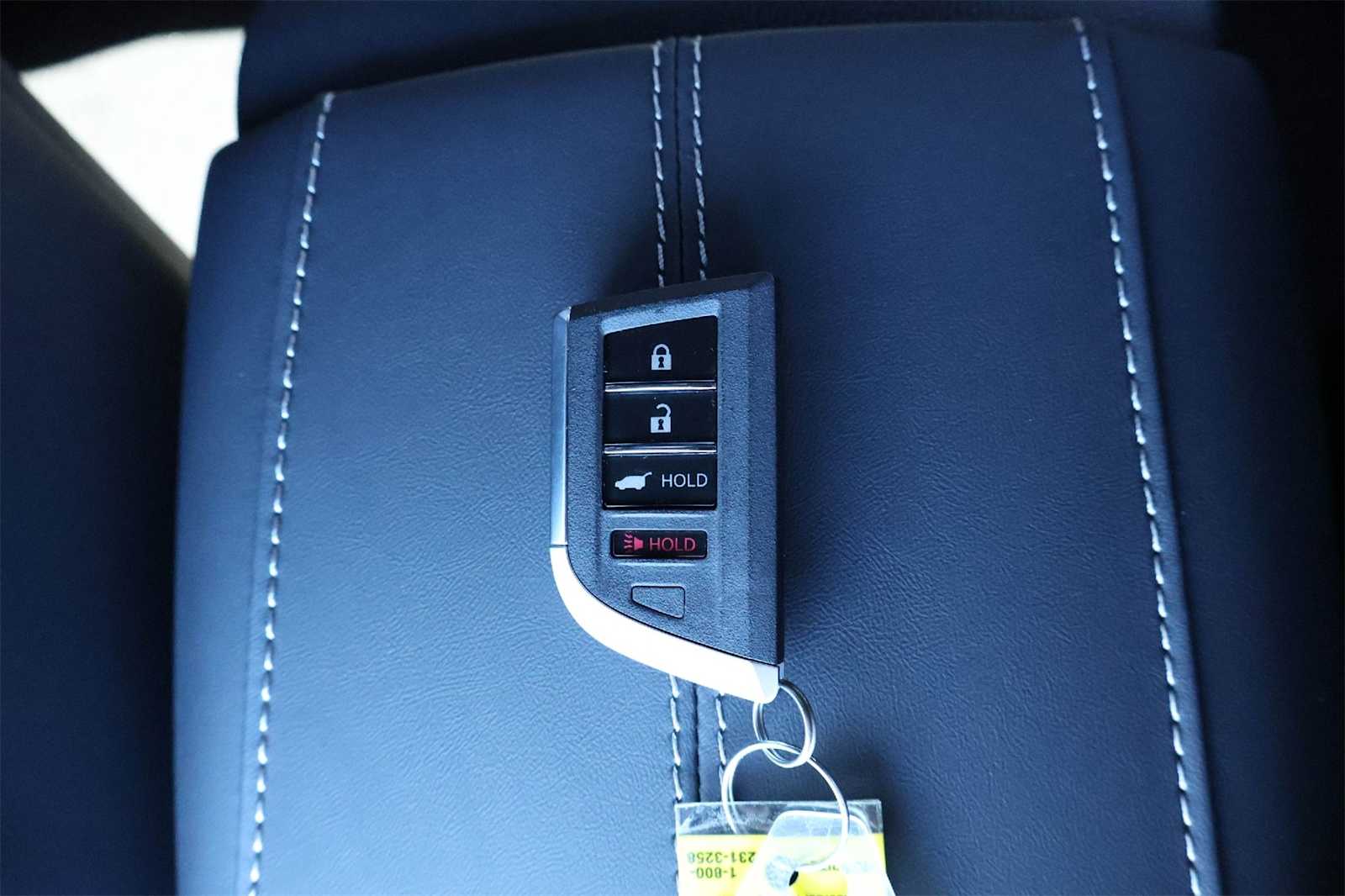 Thumbnail: 2026 Acura RDX - 20