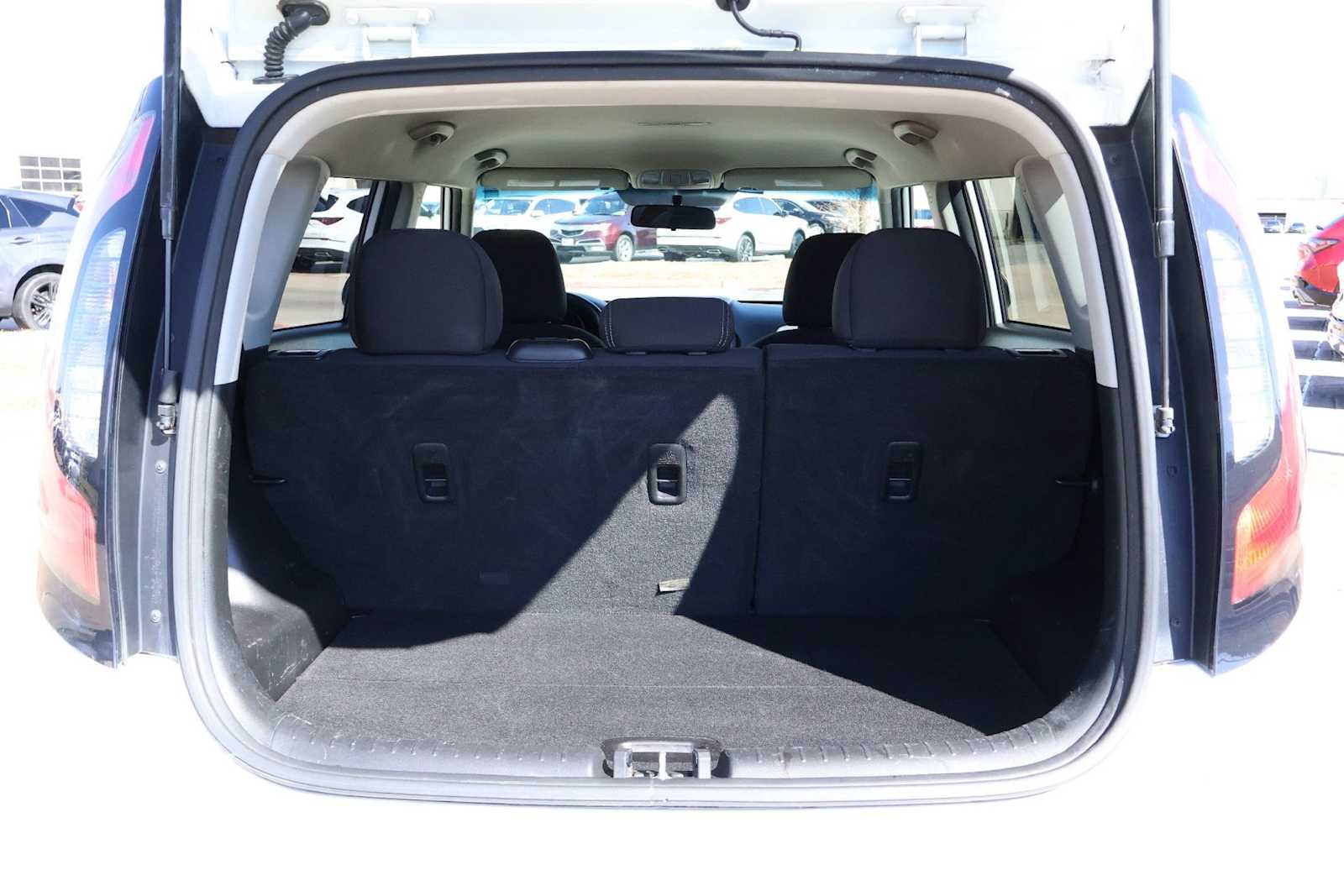 Thumbnail: 2017 Kia Soul - 19