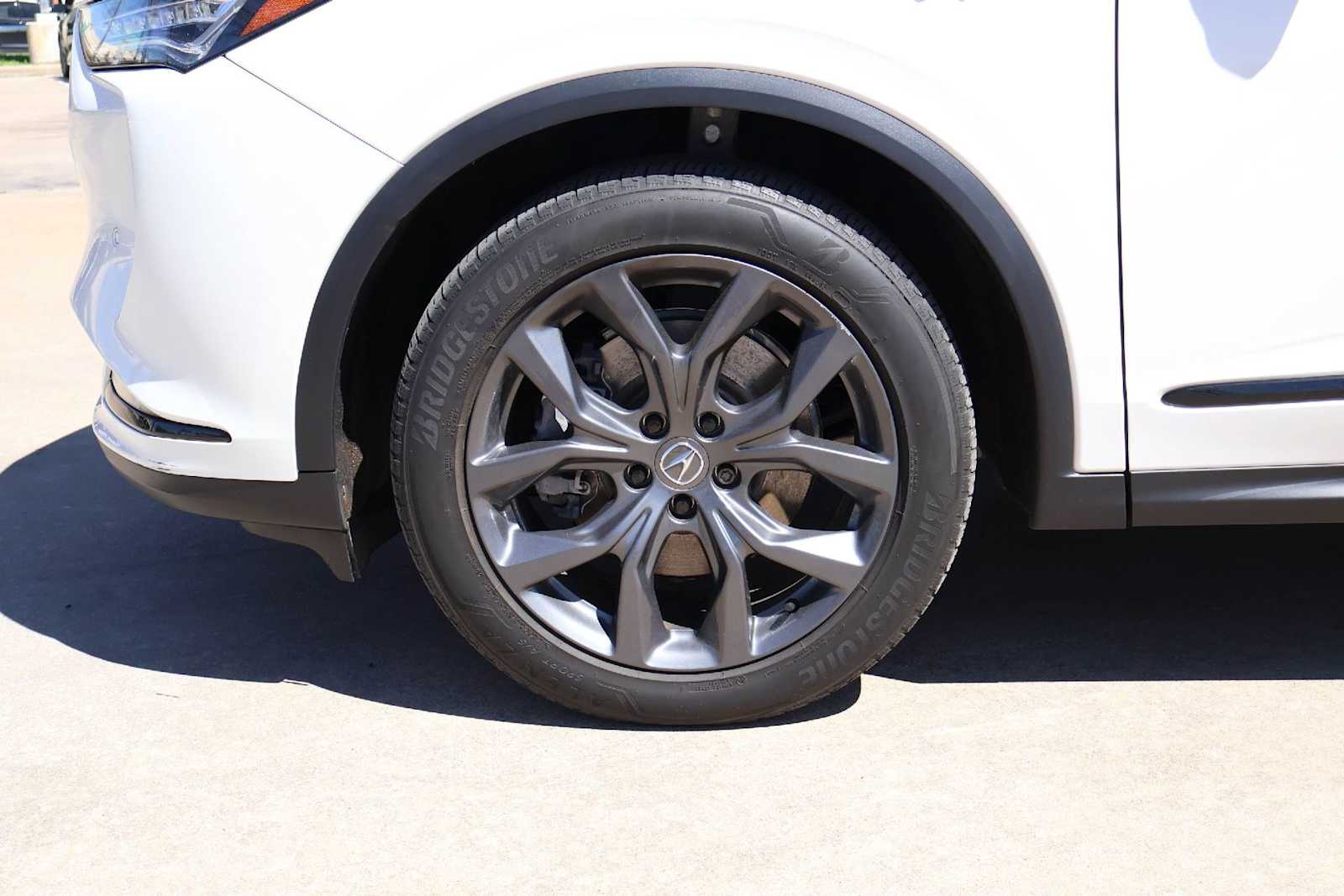 Thumbnail: 2023 Acura MDX - 8