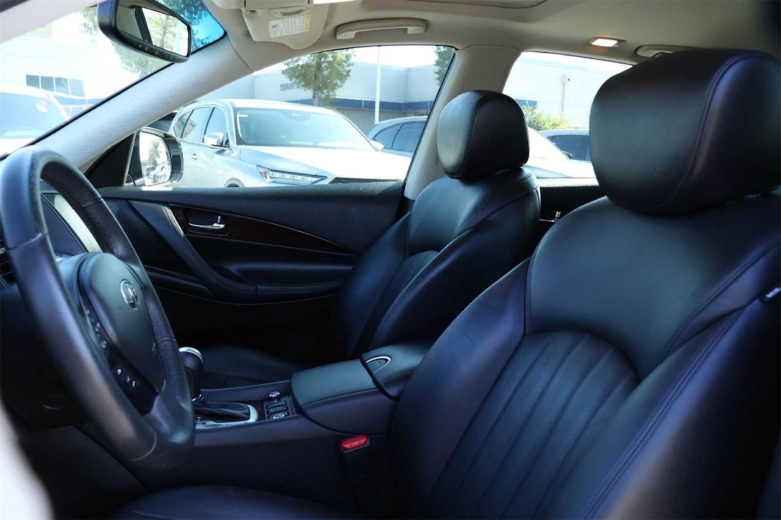 Thumbnail: 2017 INFINITI QX50 - 11