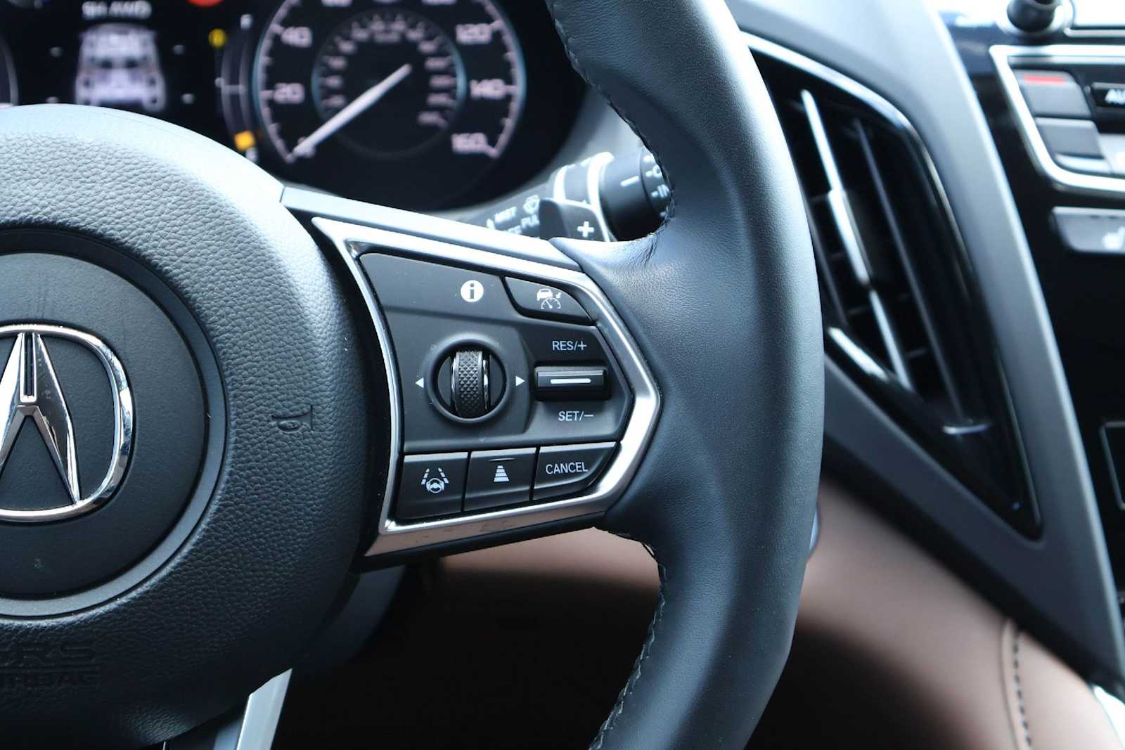 Thumbnail: 2025 Acura RDX - 23