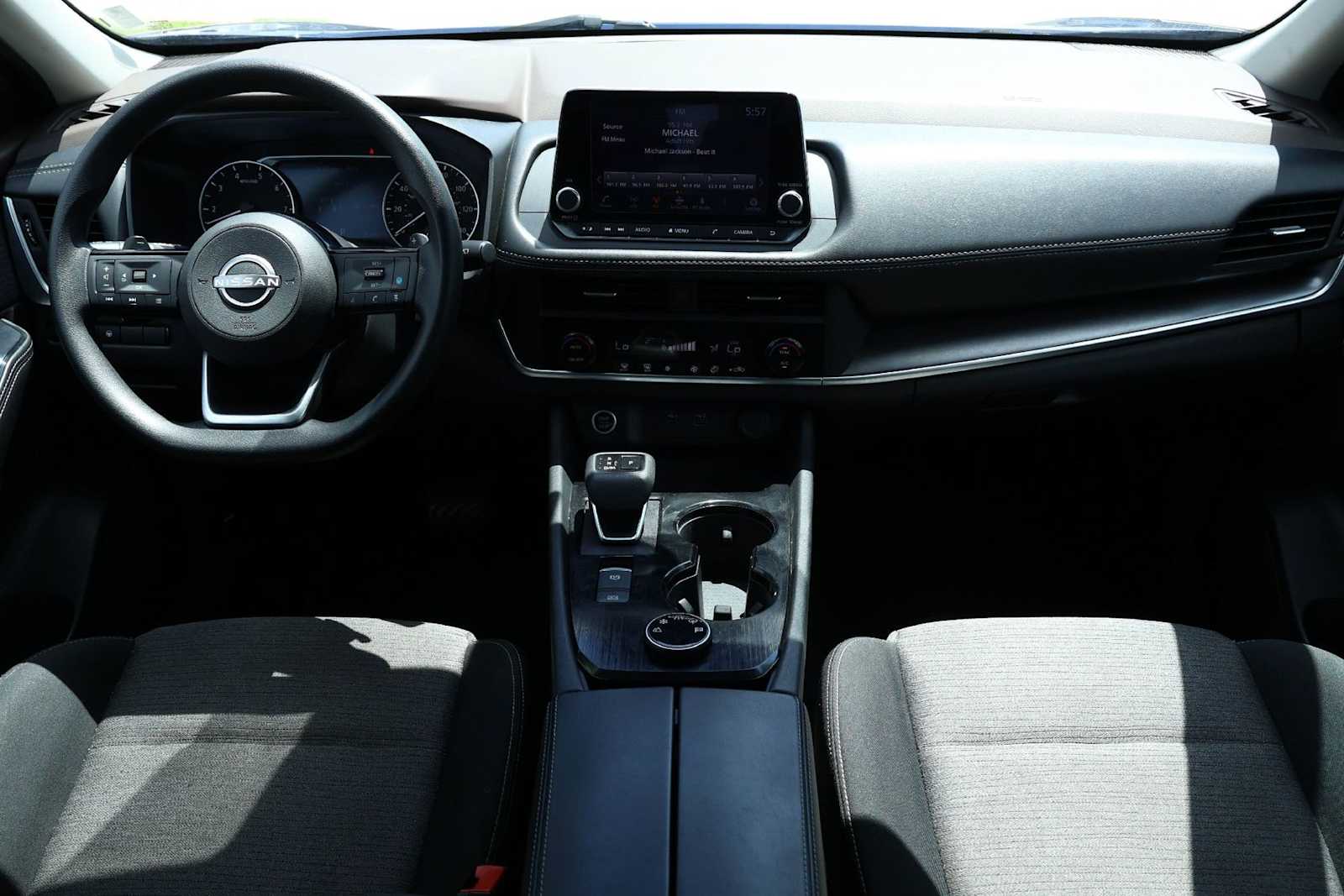Thumbnail: 2023 Nissan Rogue - 10