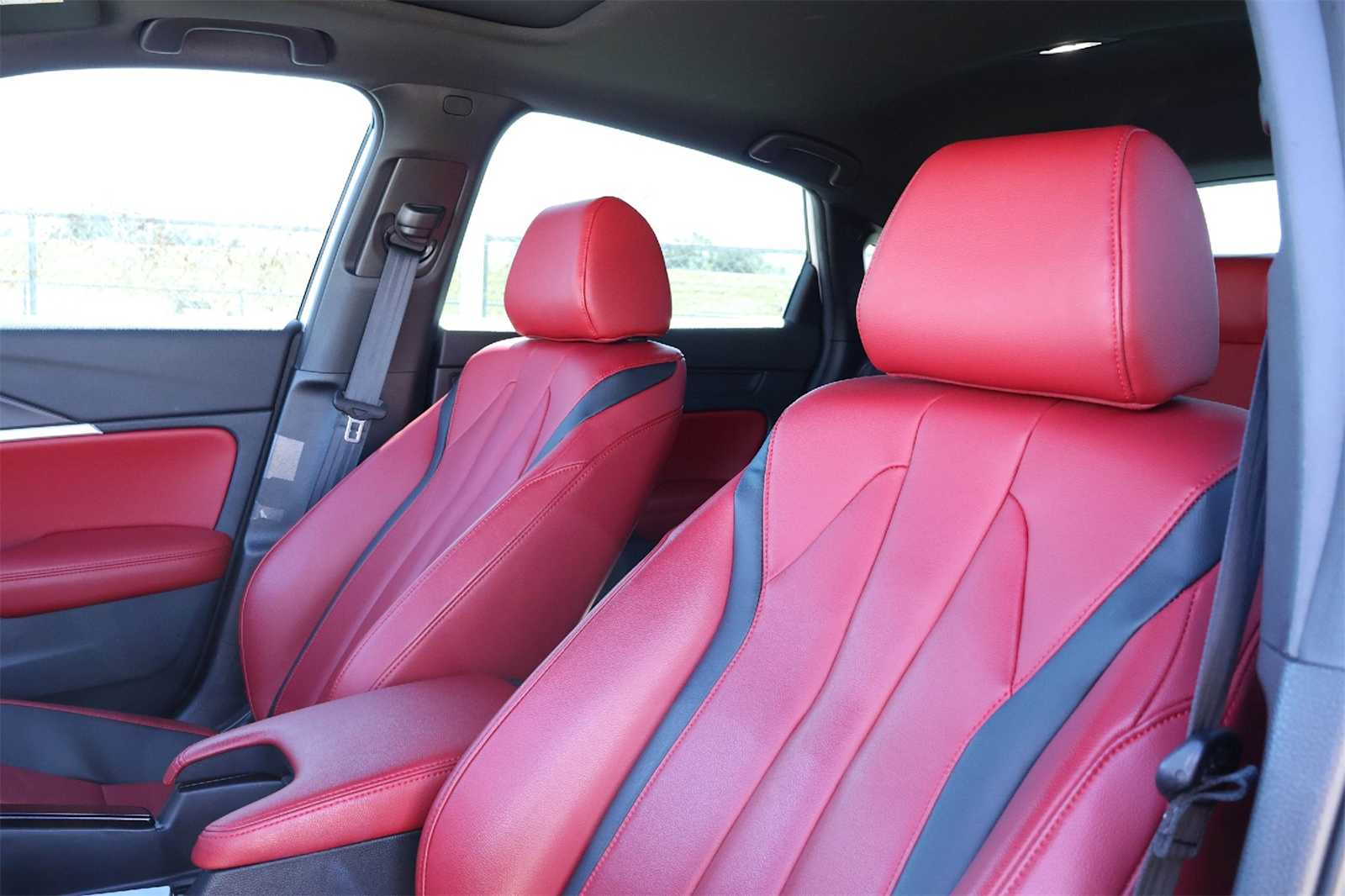 Thumbnail: 2025 Acura Integra - 11