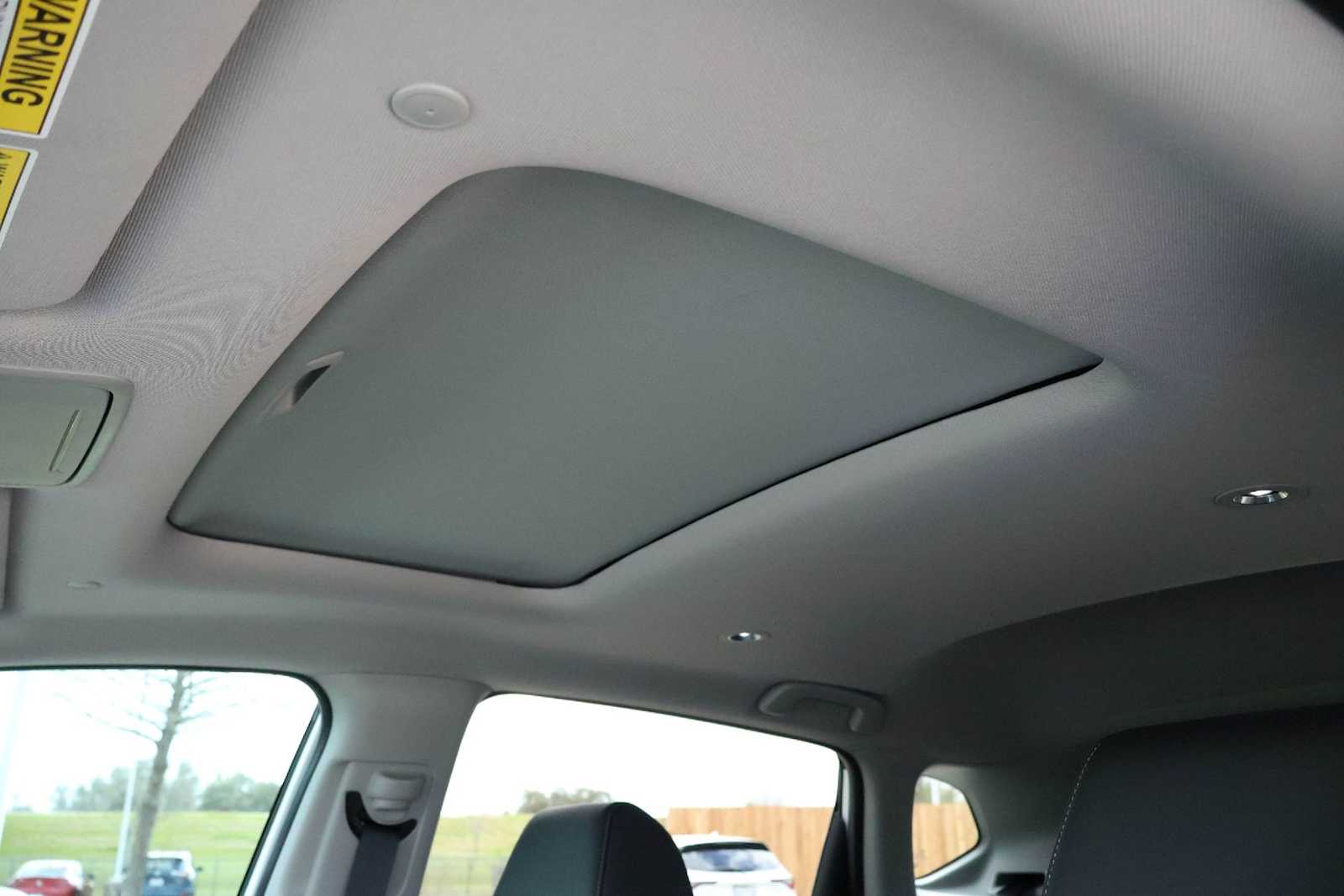 Thumbnail: 2025 Acura ADX - 28