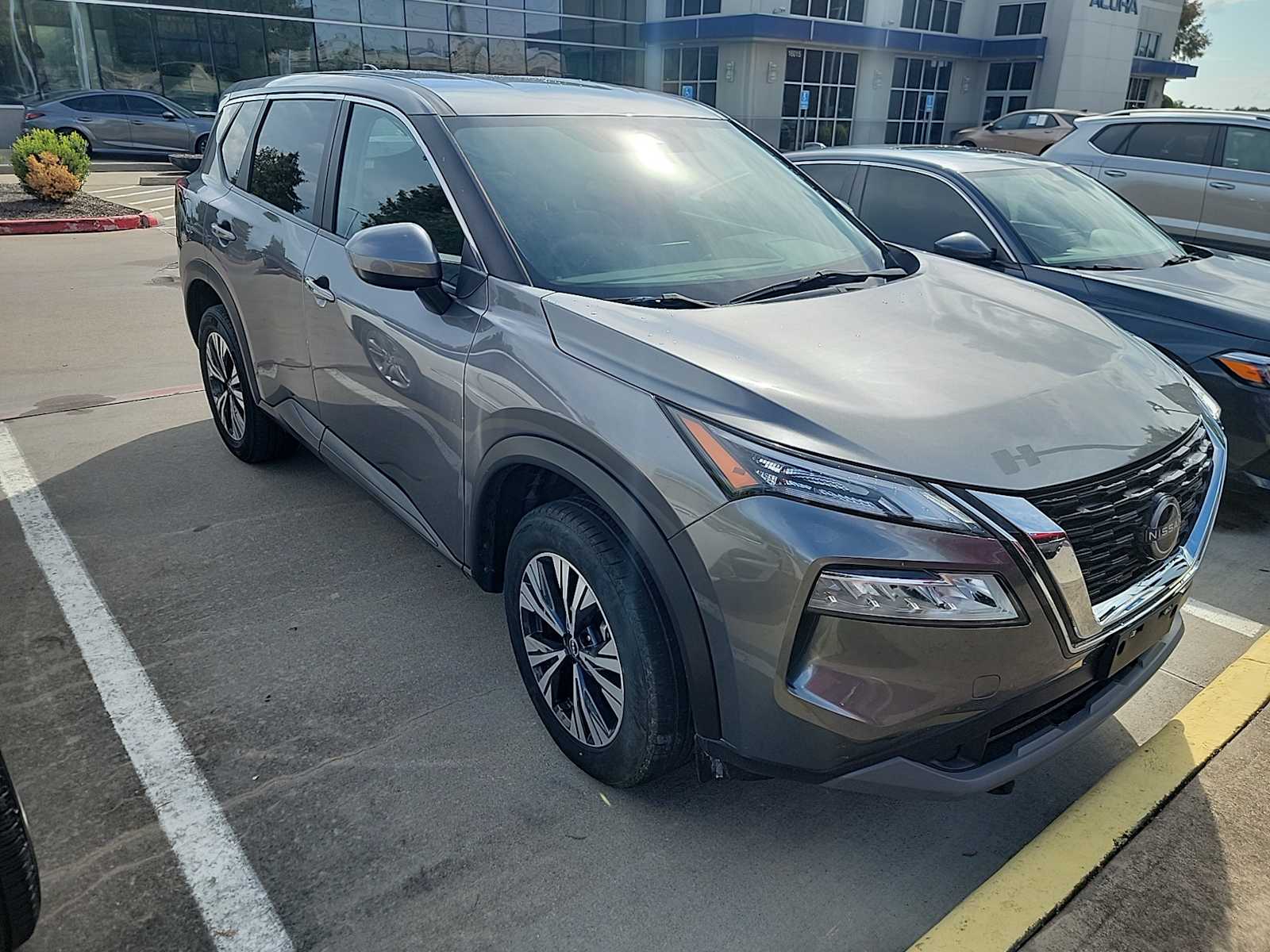 Thumbnail: 2023 Nissan Rogue - 3