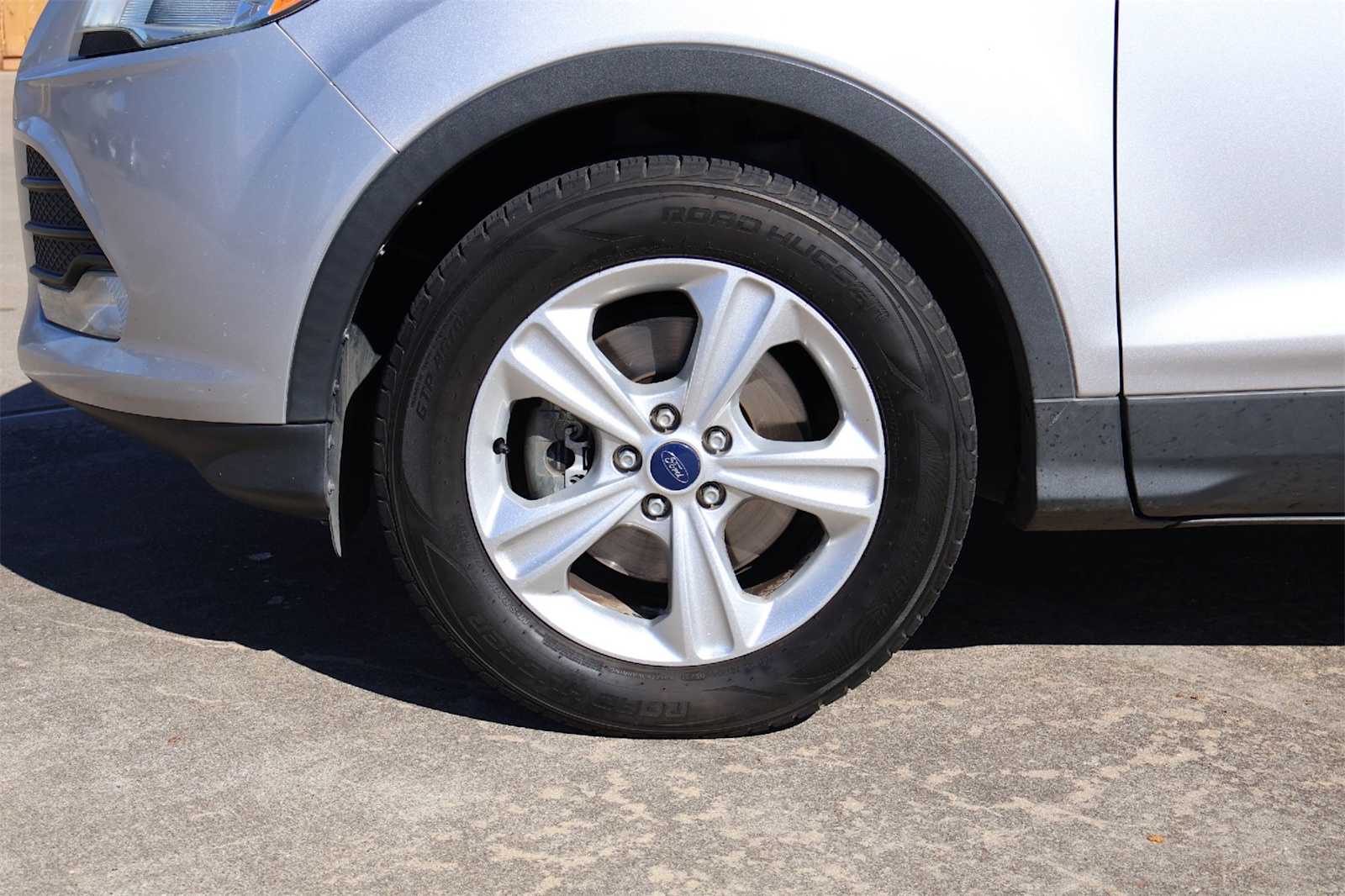 Thumbnail: 2015 Ford Escape - 8