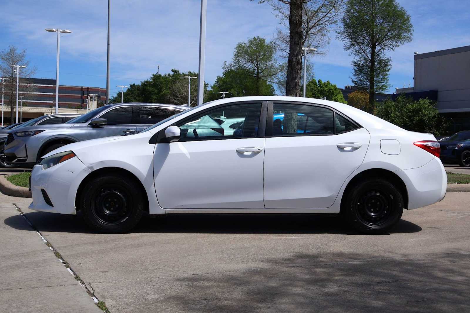 Thumbnail: 2016 Toyota Corolla - 3