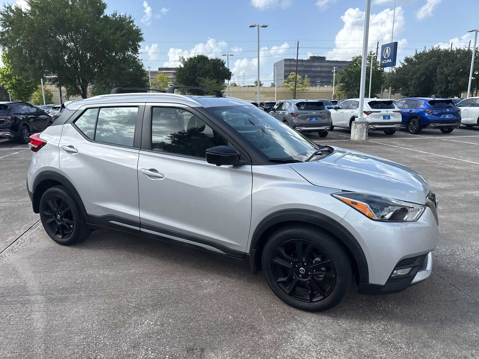 Thumbnail: 2020 Nissan Kicks - 6
