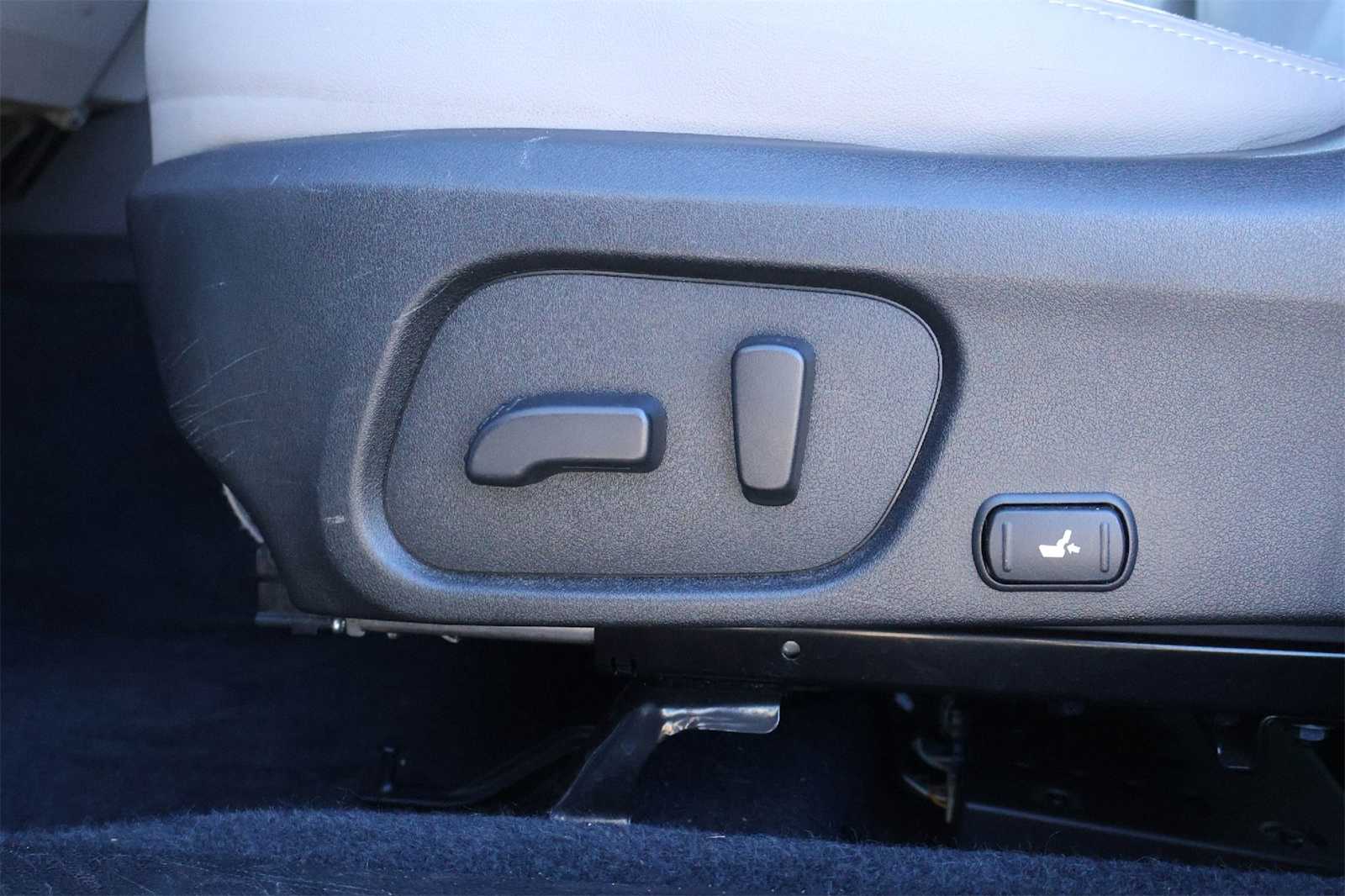 Thumbnail: 2018 Subaru Forester - 24