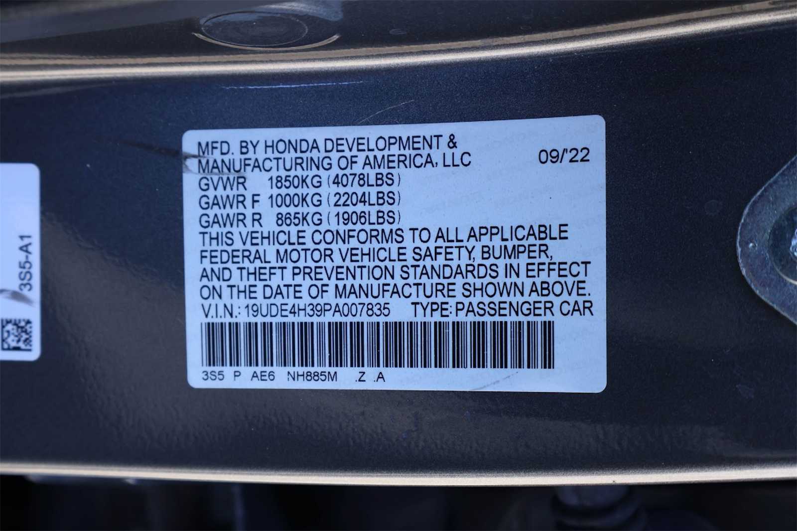 Thumbnail: 2023 Acura Integra - 21